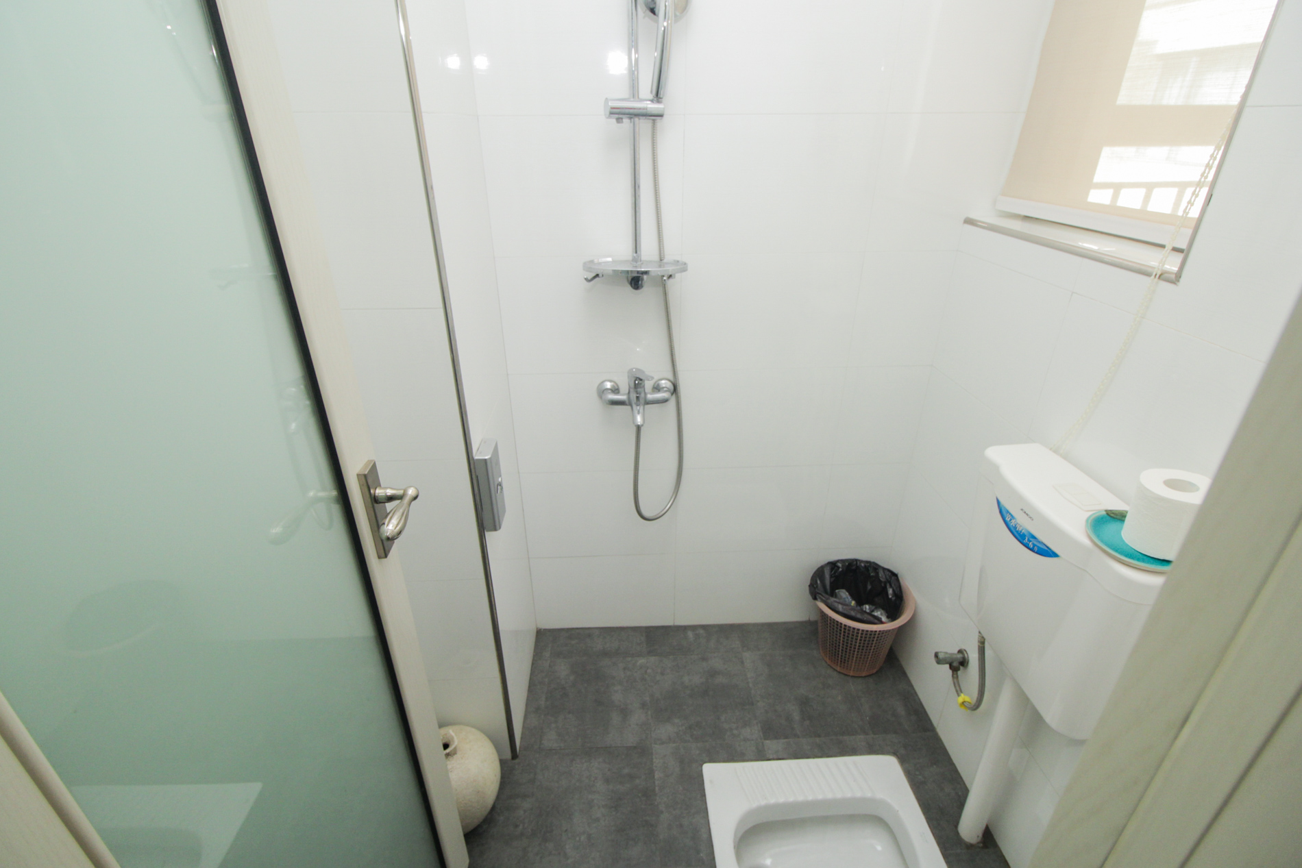 上海城小区  3室2厅1卫    76.0万 上海城小区  3室2厅1卫    76.0万卫生间