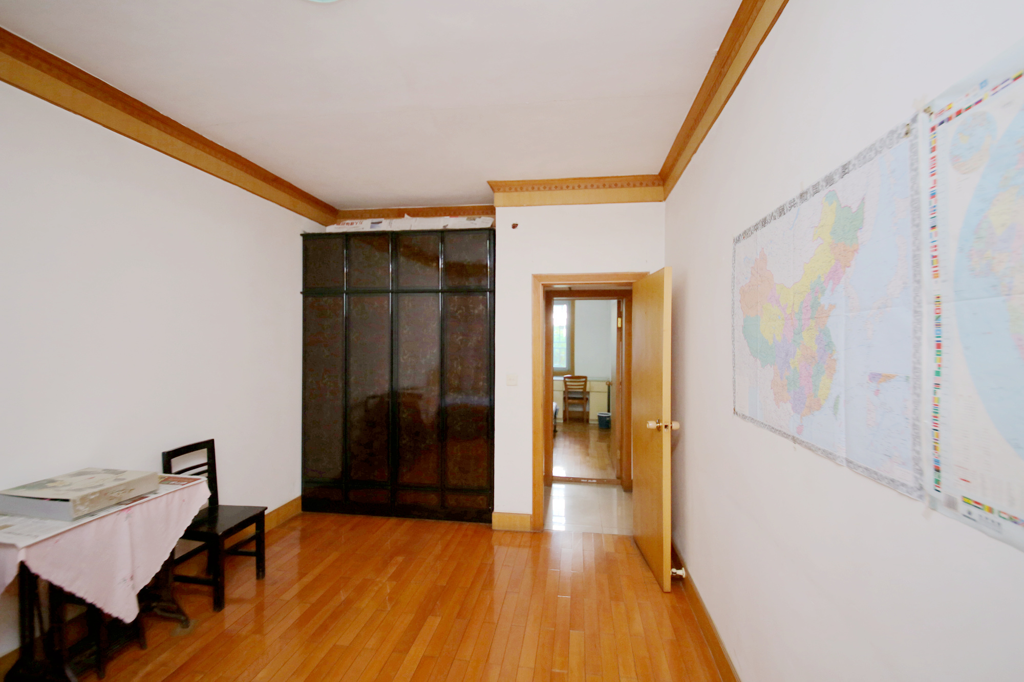 司法厅宿舍  3室2厅1卫    125.0万卧室