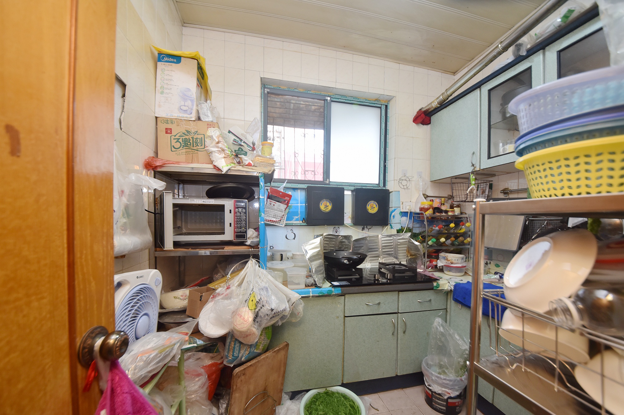 华顺大厦(芙蓉中路)  2室2厅1卫    72.8万厨房