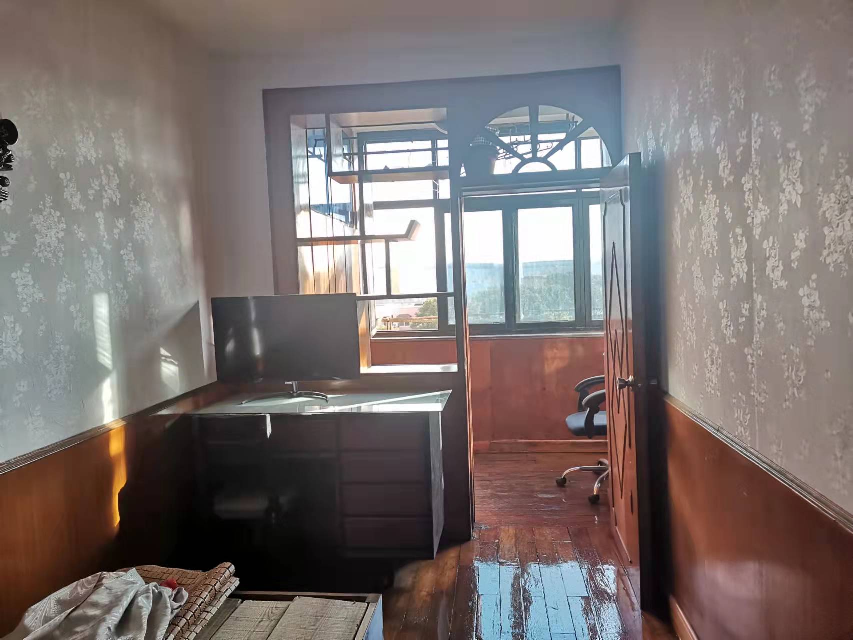 湘钢北门新三村 2室1厅1卫 700.0元/月 湘钢北门新三村 2室1厅1卫 700.0元/月室内图