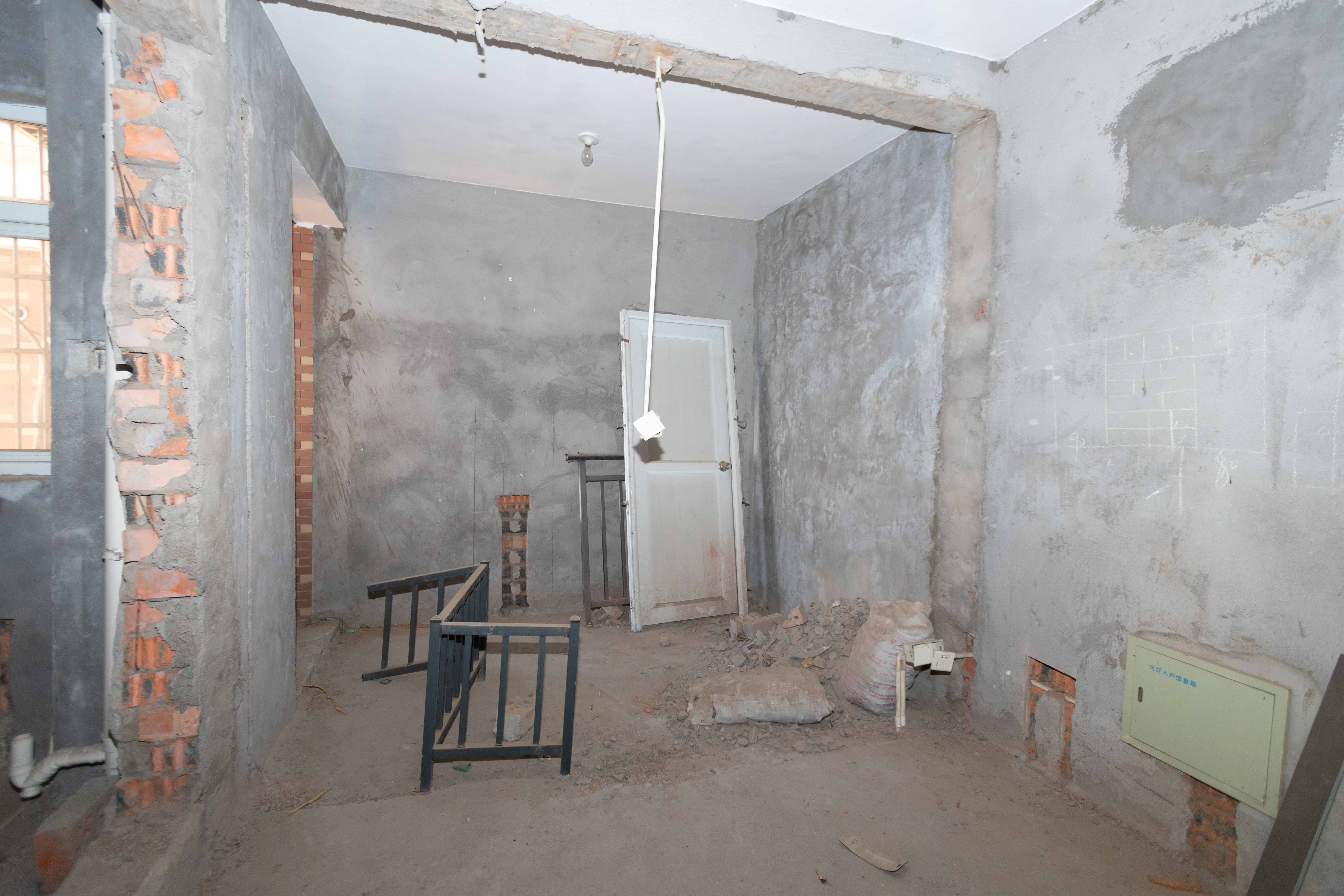 昆仑和府 2室2厅1卫 27.0万 昆仑和府 2室2厅1卫 27.0万其他