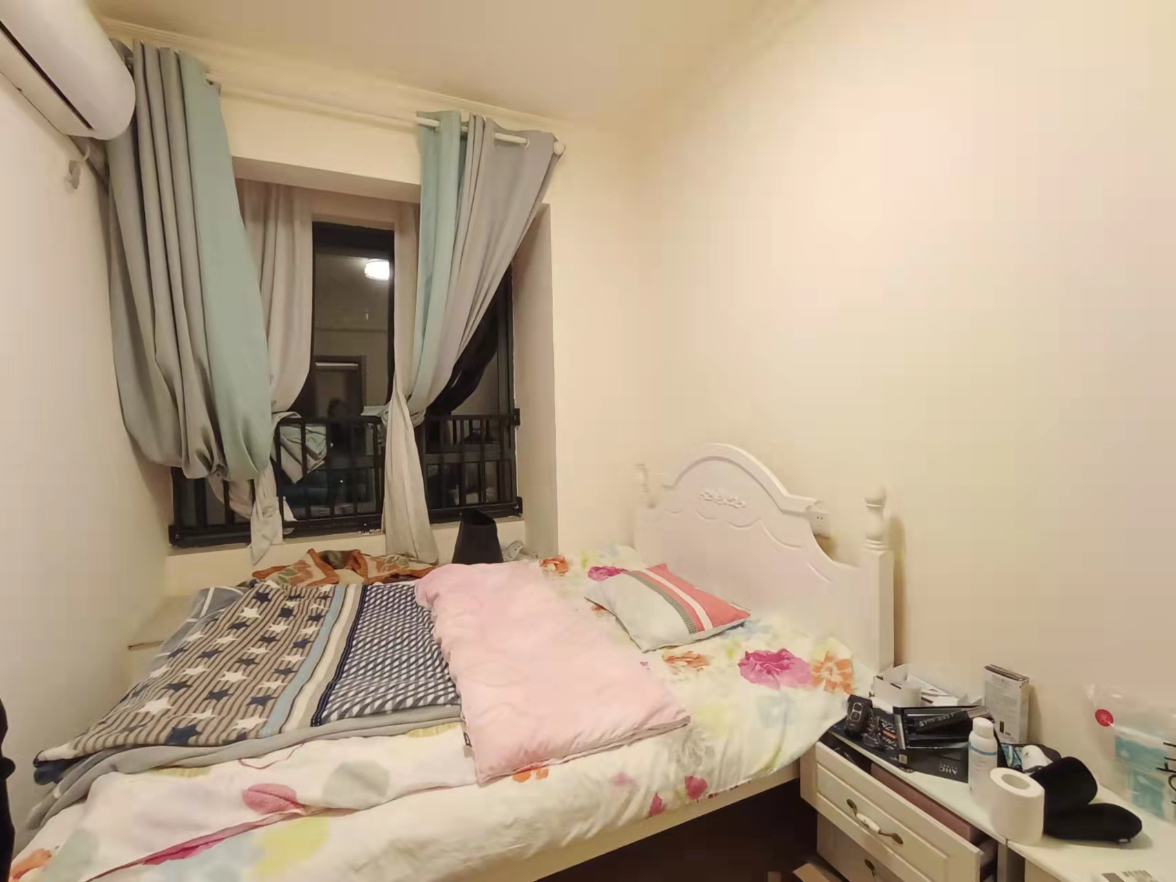 华耀碧桂园十里江湾嘉誉  4室2厅2卫    3000.0元/月 华耀碧桂园十里江湾嘉誉  4室2厅2卫    3000.0元/月室内图