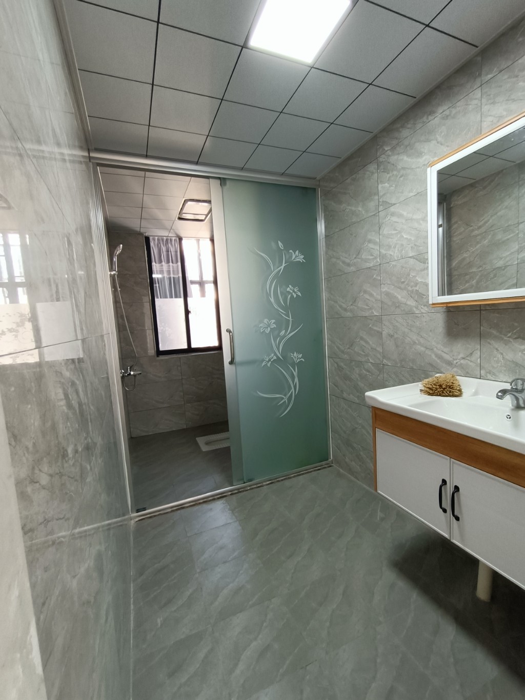 松亭小区 3室2厅2卫 1800.0元/月 松亭小区 3室2厅2卫 1800.0元/月室内图