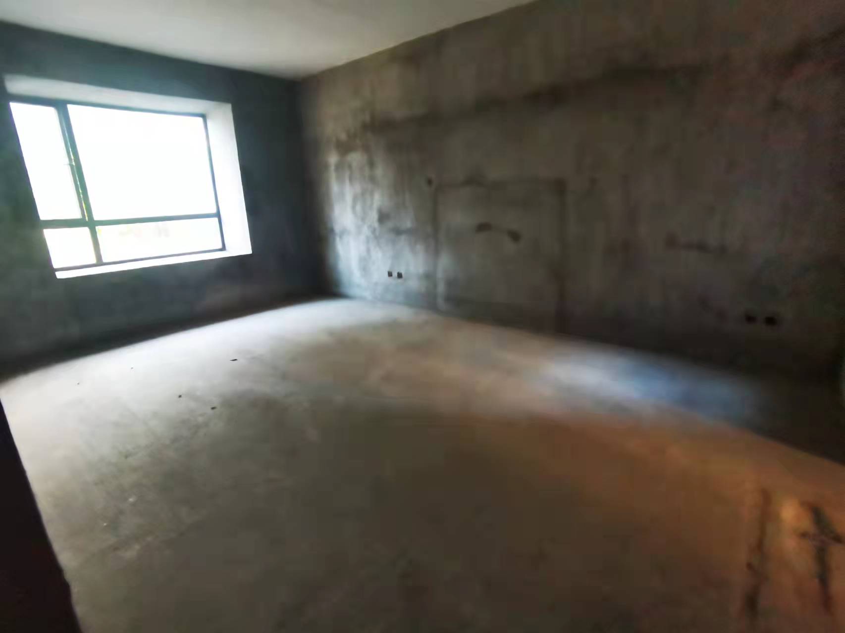 会龙山溪谷(住宅)  4室2厅2卫    108.0万 会龙山溪谷(住宅)  4室2厅2卫    108.0万客厅