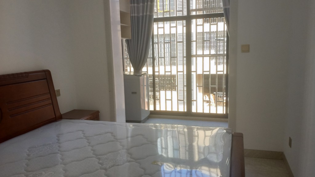 松亭小区 3室2厅1卫 1400.0元/月 松亭小区 3室2厅1卫 1400.0元/月室内图