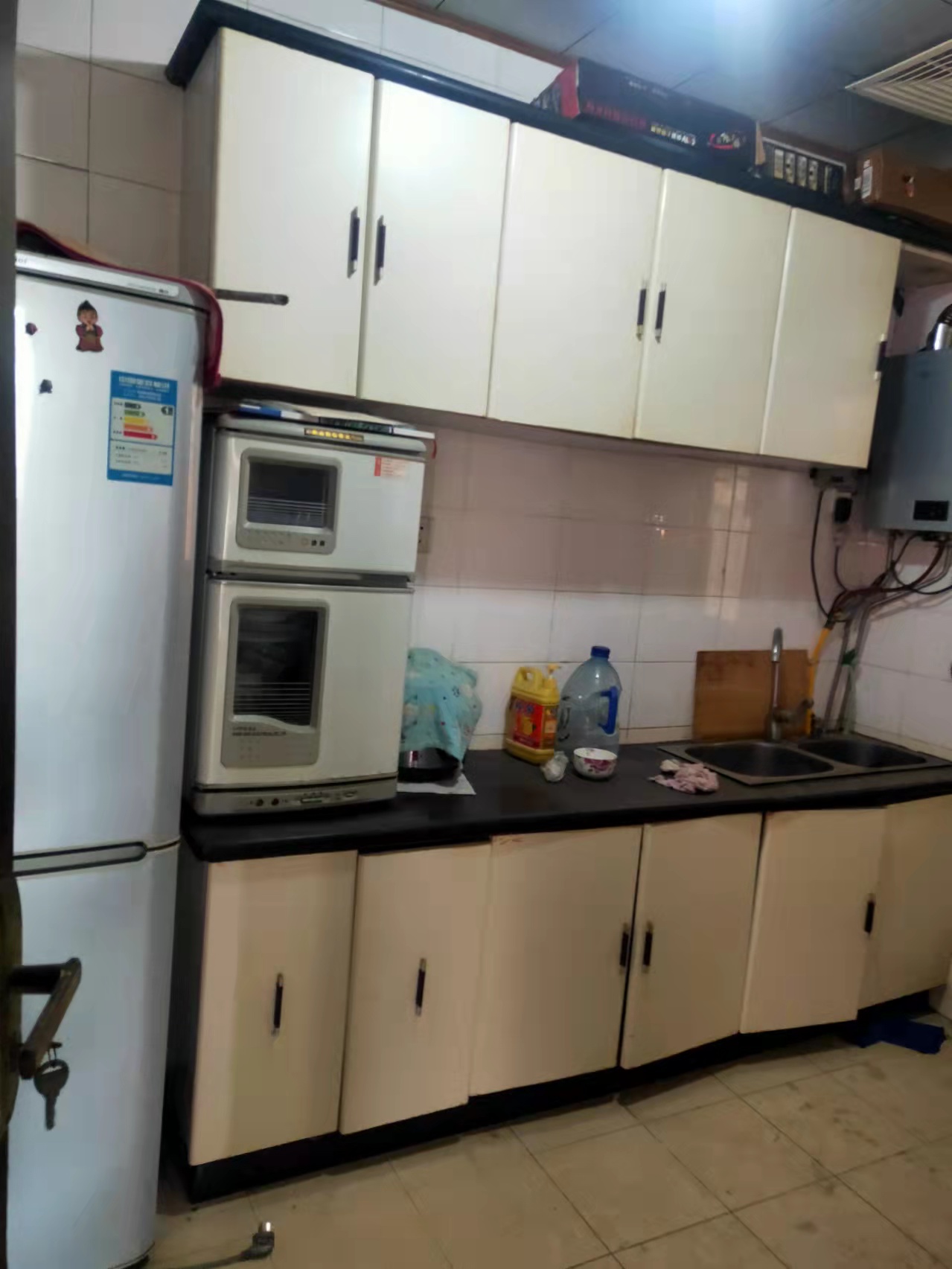 格林花园  3室2厅2卫    65.8万 格林花园  3室2厅2卫    65.8万客厅