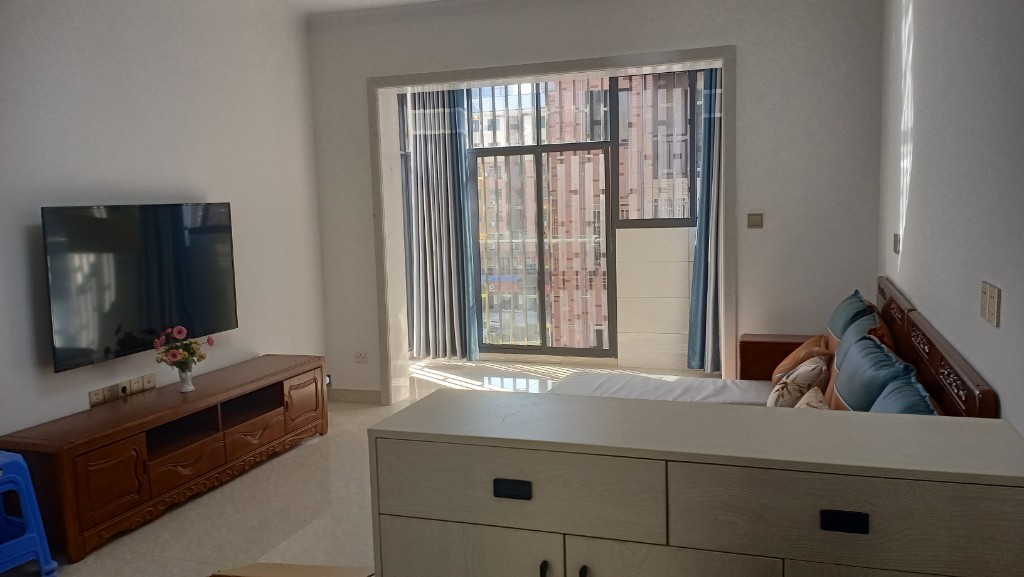 松亭小区 3室2厅1卫 1400.0元/月 松亭小区 3室2厅1卫 1400.0元/月室内图