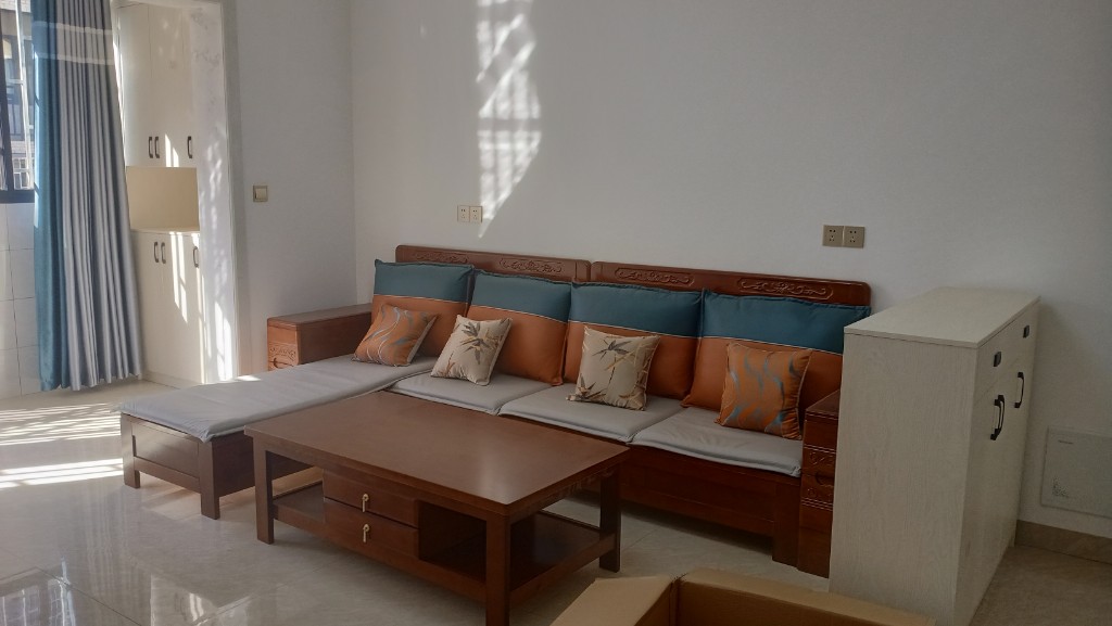 松亭小区 3室2厅1卫 1400.0元/月 松亭小区 3室2厅1卫 1400.0元/月室内图