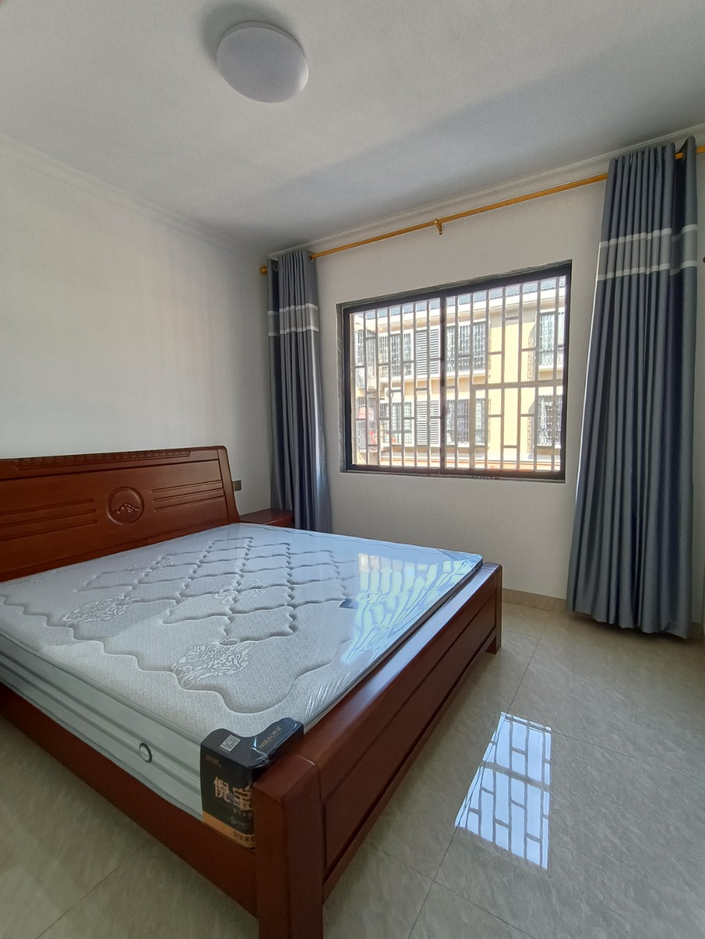 松亭小区 3室2厅2卫 1800.0元/月 松亭小区 3室2厅2卫 1800.0元/月室内图