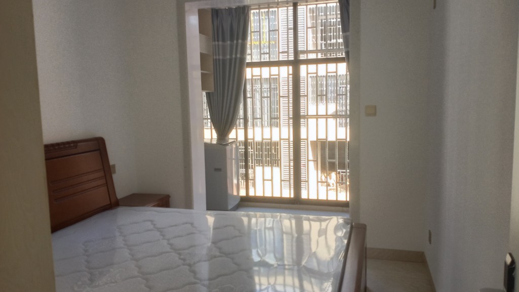 松亭小区 3室2厅1卫 1400.0元/月 松亭小区 3室2厅1卫 1400.0元/月室内图