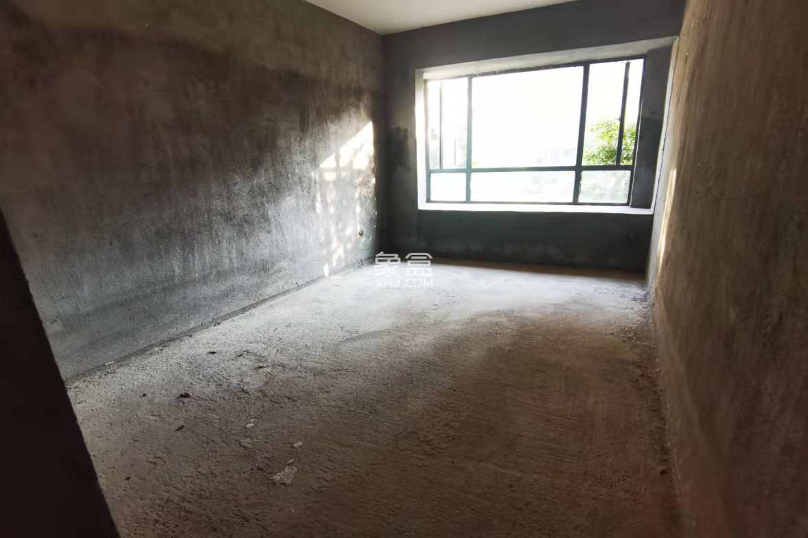 会龙山溪谷(住宅)  4室2厅2卫    108.0万 会龙山溪谷(住宅)  4室2厅2卫    108.0万客厅