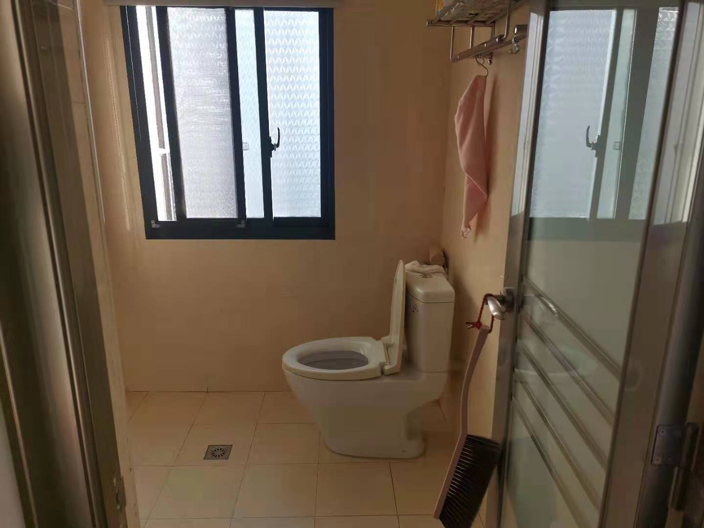 资江明珠  3室2厅2卫    98.8万 资江明珠  3室2厅2卫    98.8万客厅