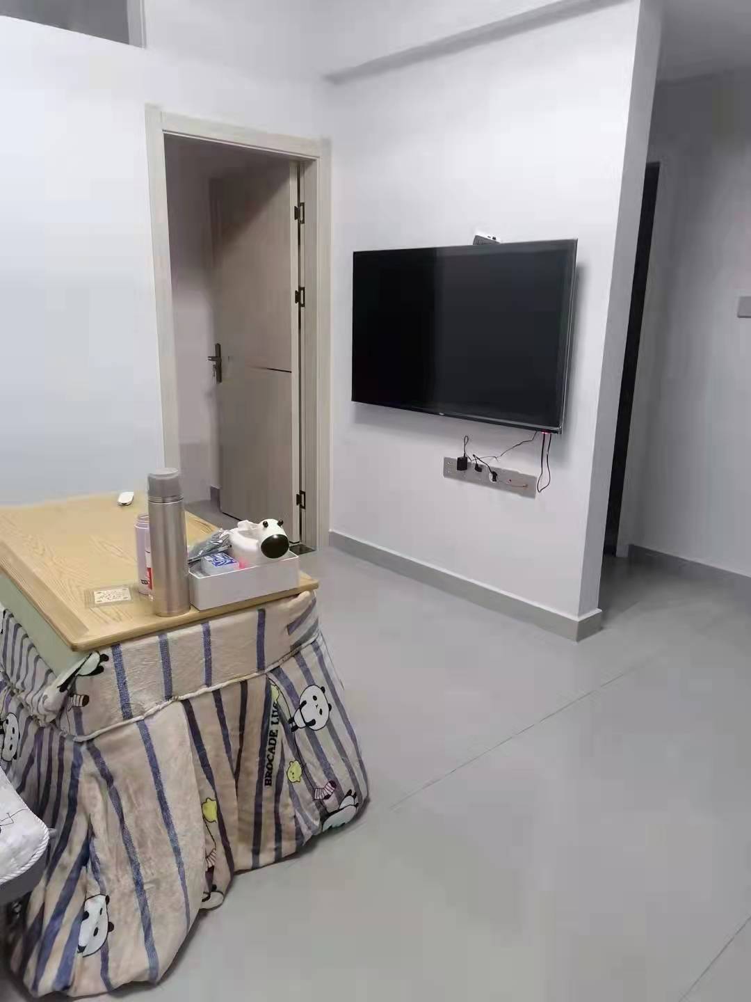 诚信书香苑  1室1厅1卫    45.0万 诚信书香苑  1室1厅1卫    45.0万客厅