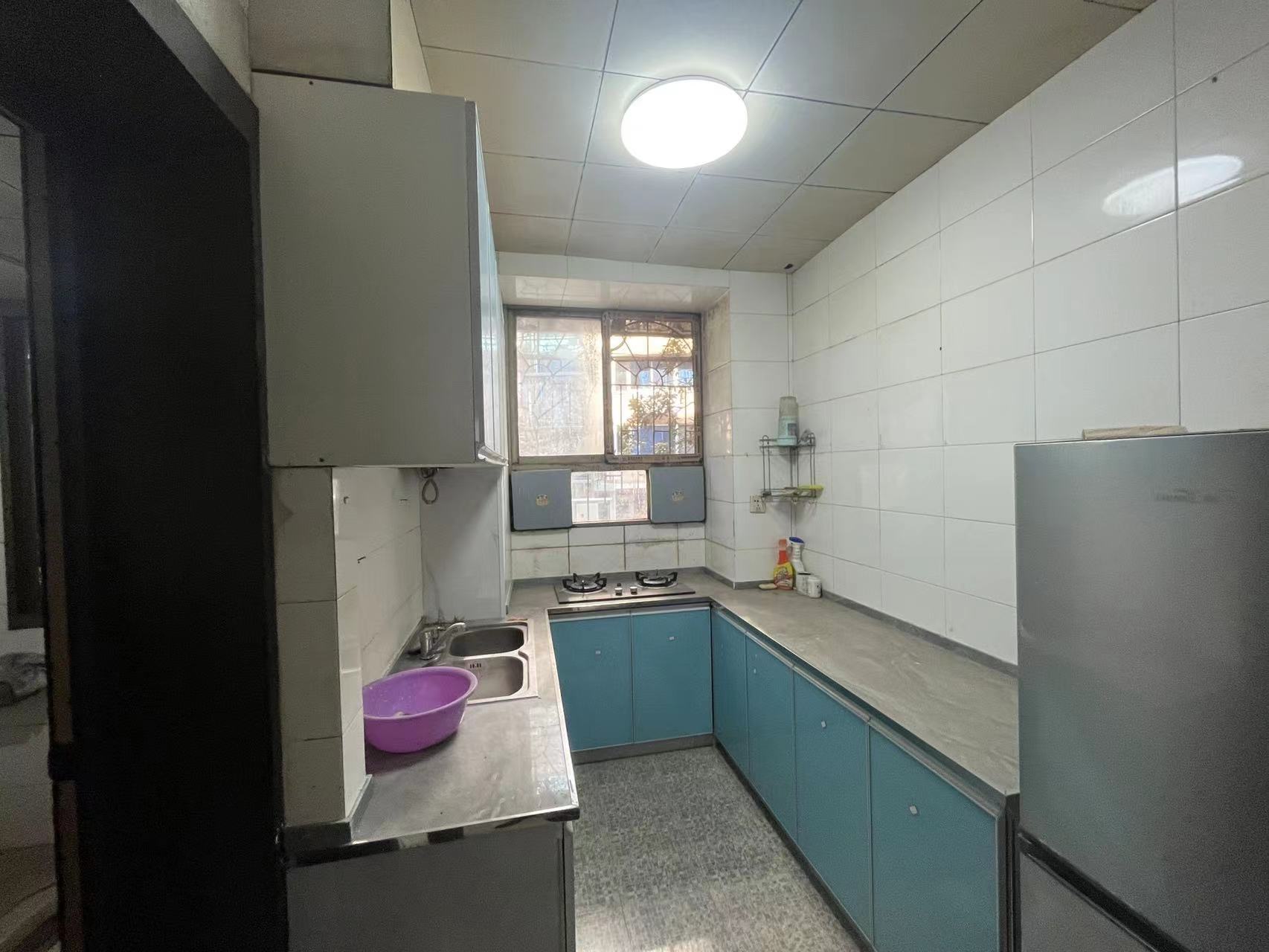 云盘村 3室1厅1卫 1100.0元/月 云盘村 3室1厅1卫 1100.0元/月室内图