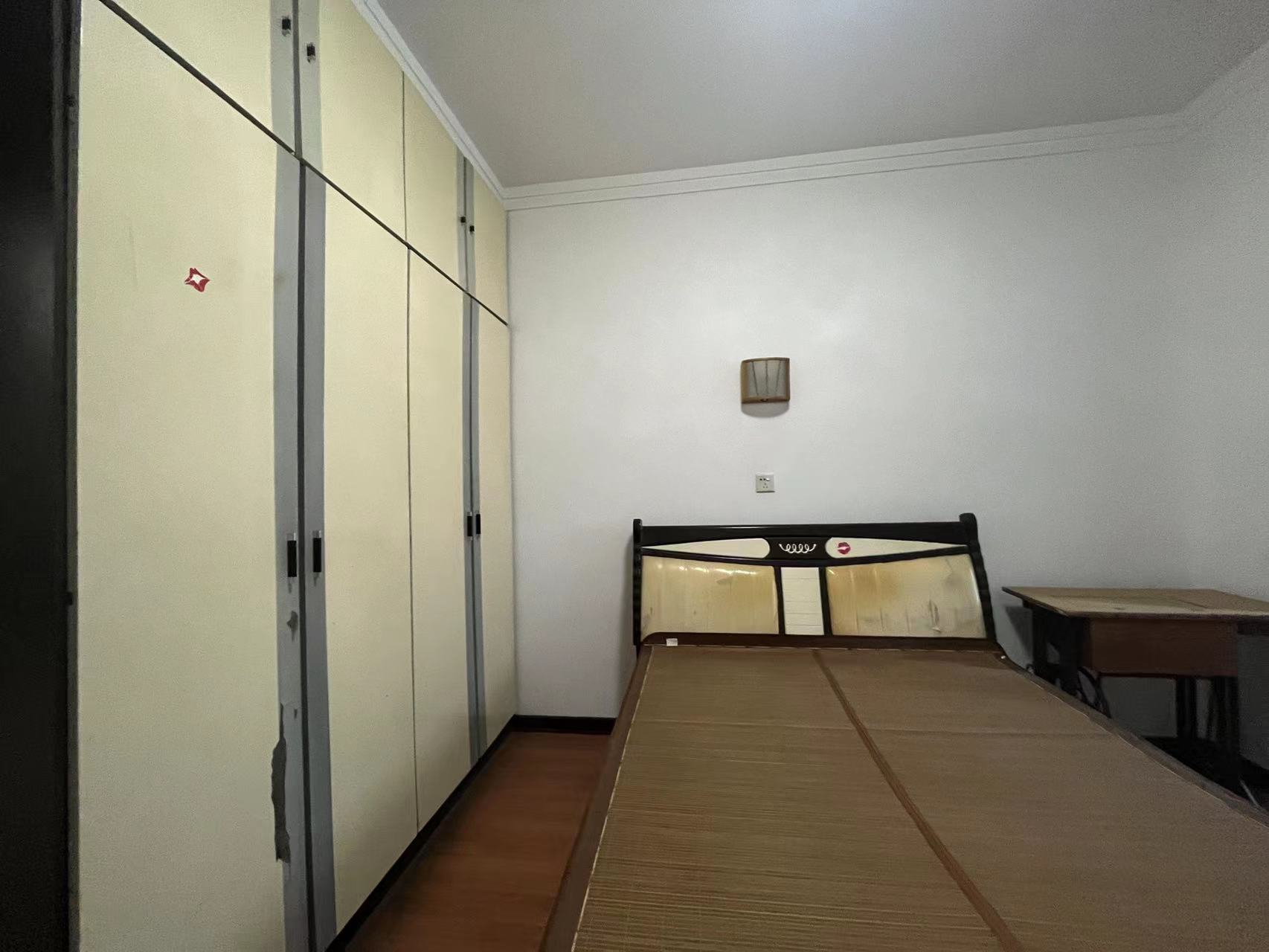 云盘村 3室1厅1卫 1100.0元/月 云盘村 3室1厅1卫 1100.0元/月室内图