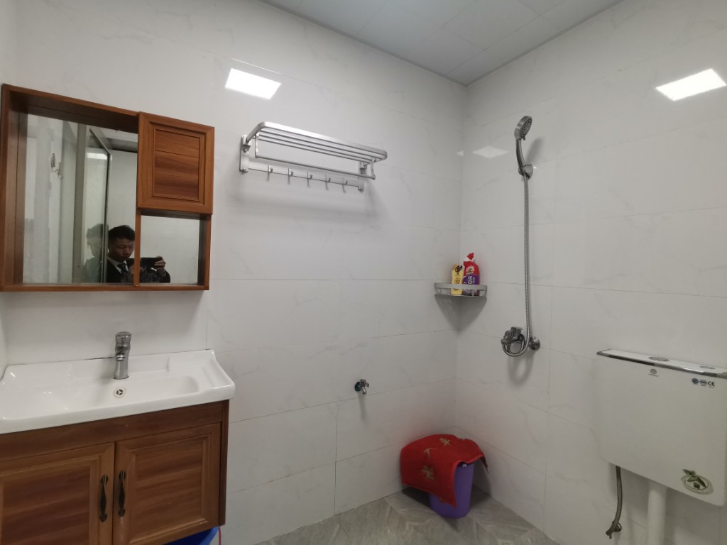 团圆嘉苑(蔡家村安置基地) 2室2厅1卫 1300.0元/月 团圆嘉苑(蔡家村安置基地) 2室2厅1卫 1300.0元/月室内图