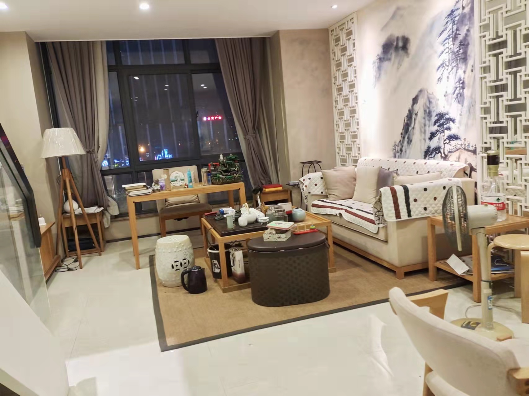 九八缔景城 2室2厅1卫 35.0万 九八缔景城 2室2厅1卫 35.0万客厅