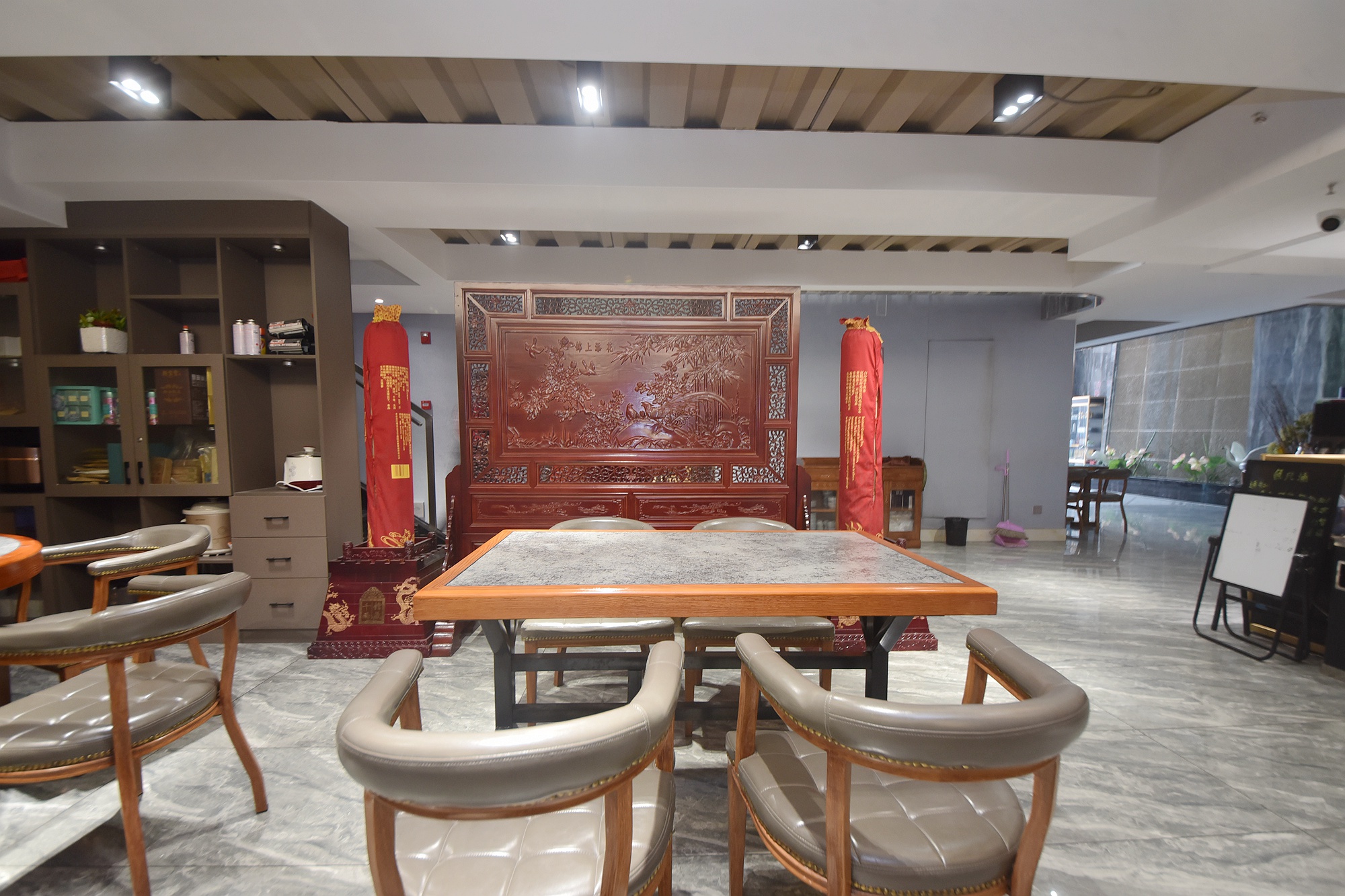 长房天翼未来城  2室1厅1卫   2500.00万其他