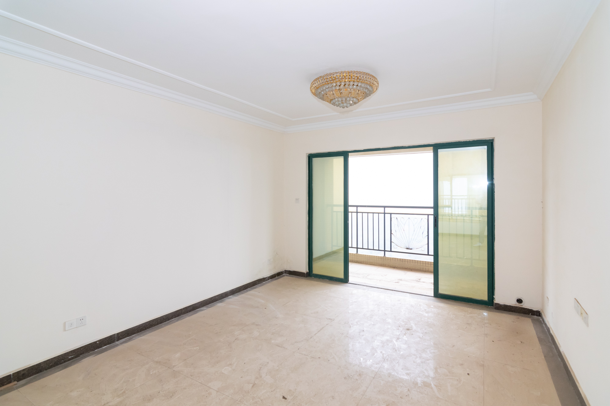 富基世纪公园  3室2厅1卫    60.0万 富基世纪公园  3室2厅1卫    60.0万客厅