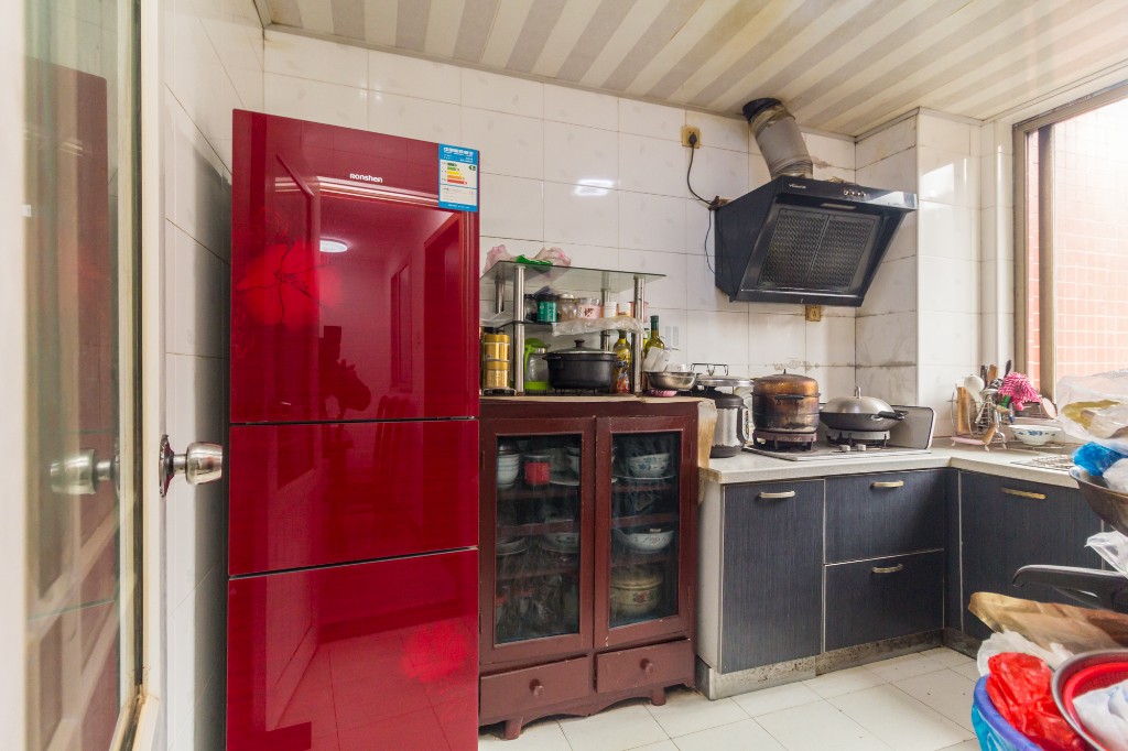 湖南有色地质勘查局宿舍(榔梨镇) 3室1厅1卫 54.8万 湖南有色地质勘查局宿舍(榔梨镇) 3室1厅1卫 54.8万厨房