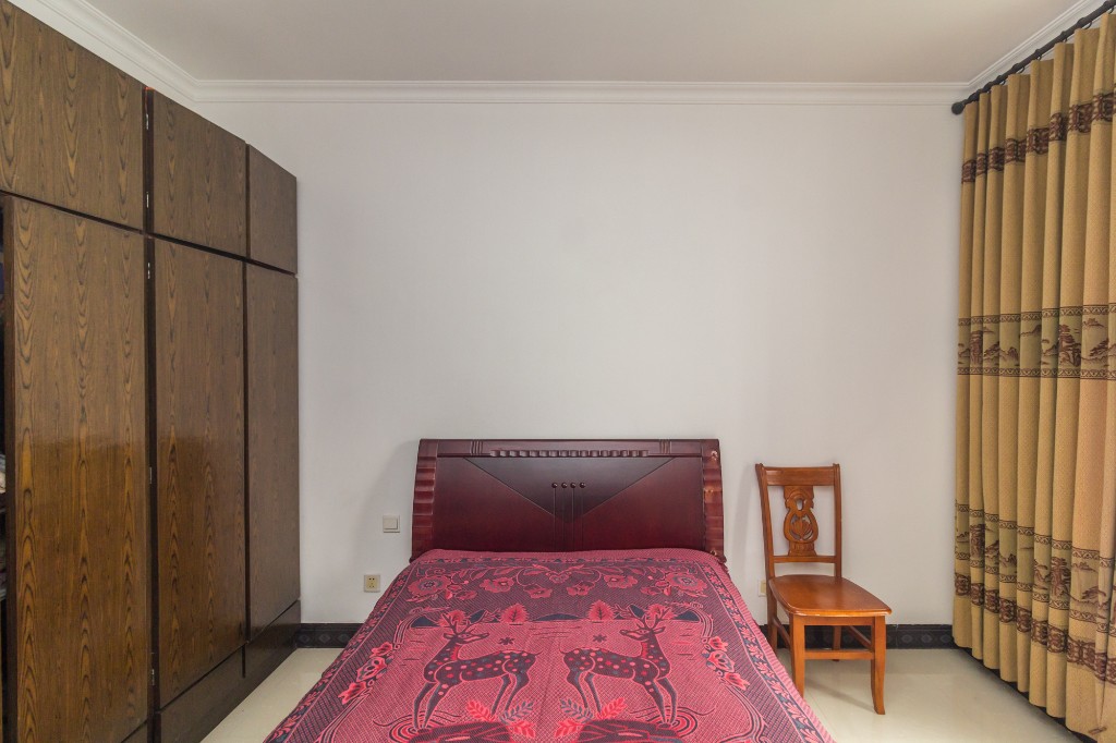 湖南有色地质勘查局宿舍（榔梨镇）  3室1厅1卫    54.8万卧室