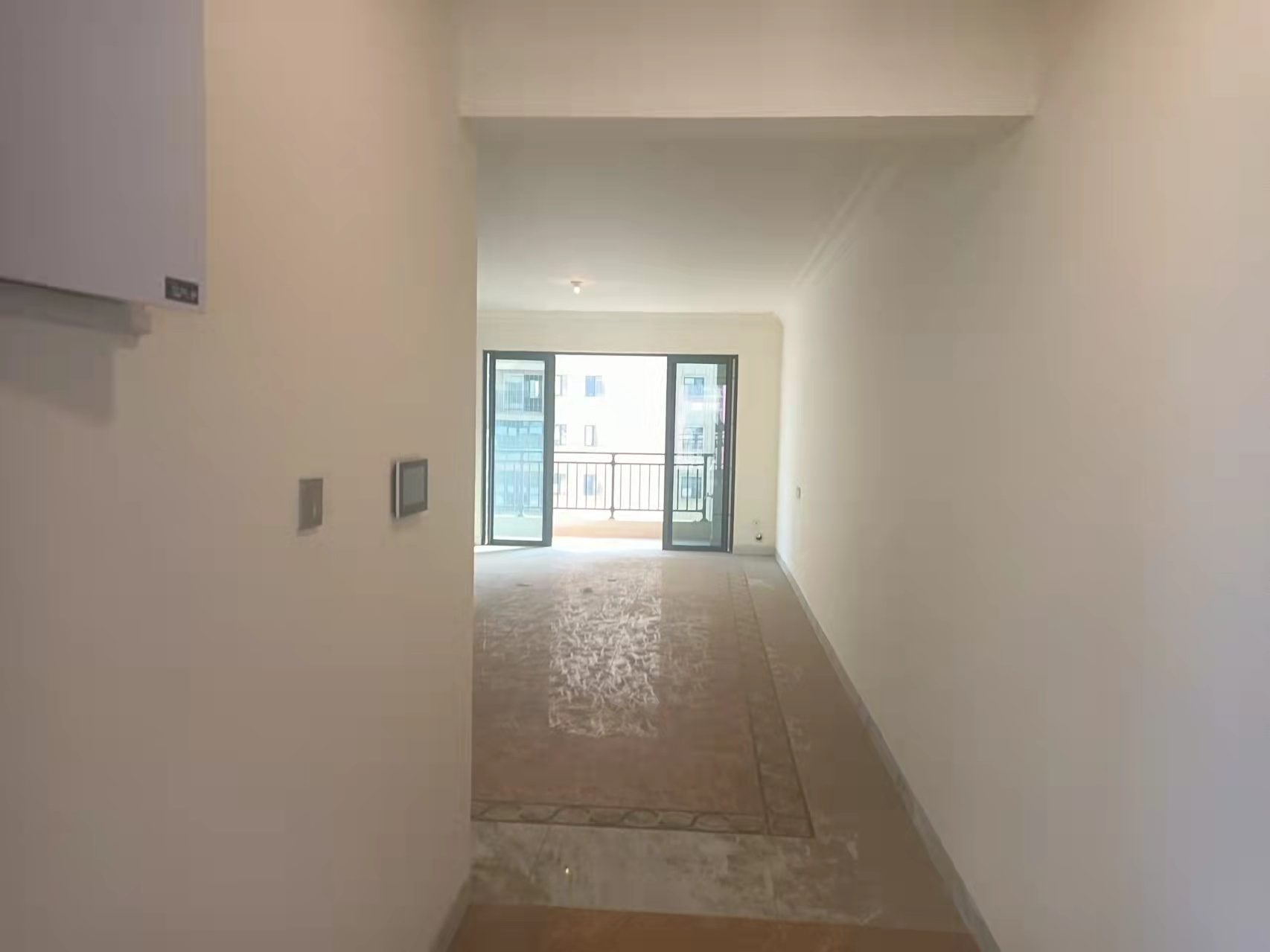 碧桂园梓山府 4室2厅2卫 2000.0元/月 碧桂园梓山府 4室2厅2卫 2000.0元/月室内图