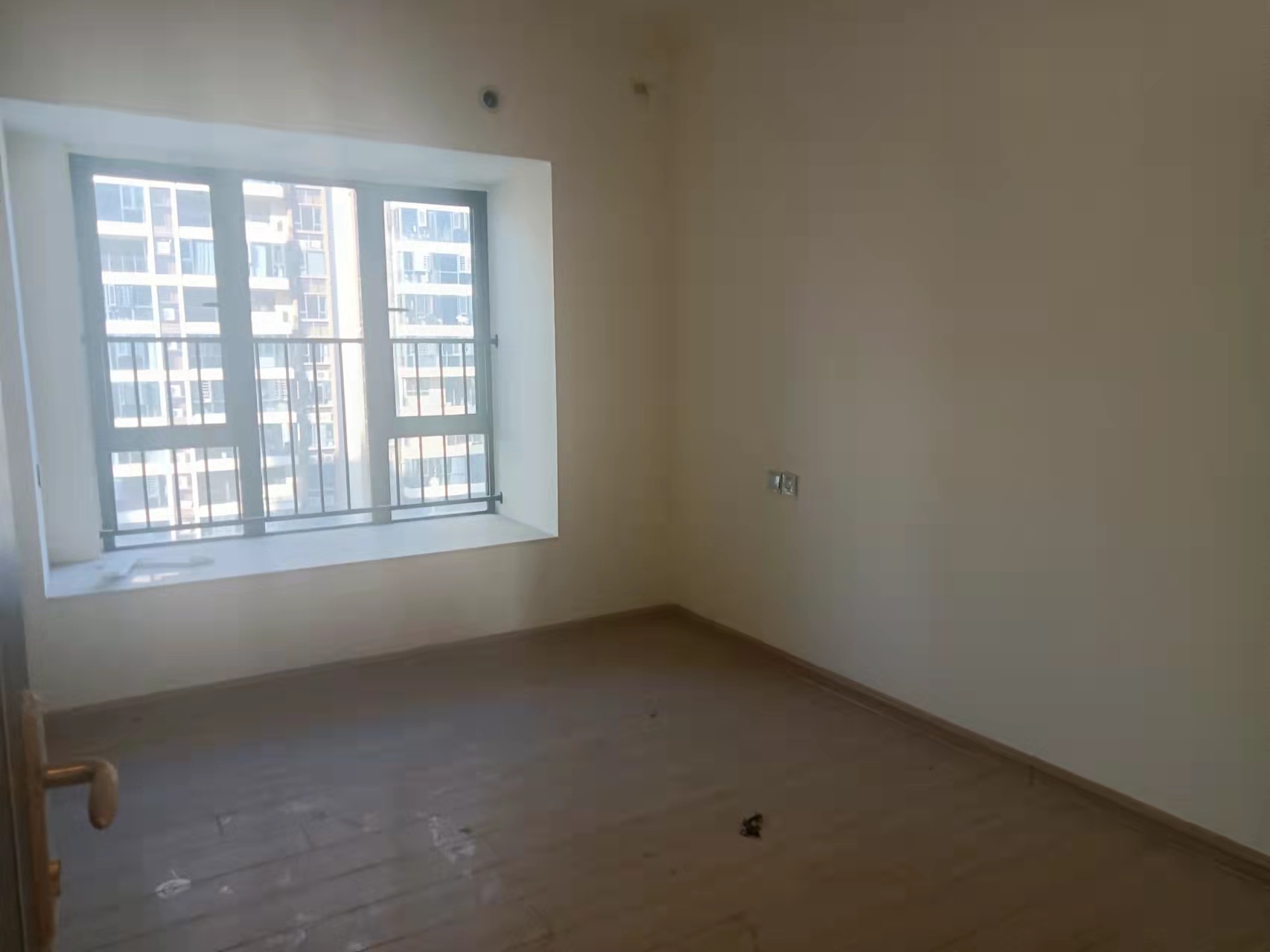 碧桂园梓山府 4室2厅2卫 2000.0元/月 碧桂园梓山府 4室2厅2卫 2000.0元/月室内图