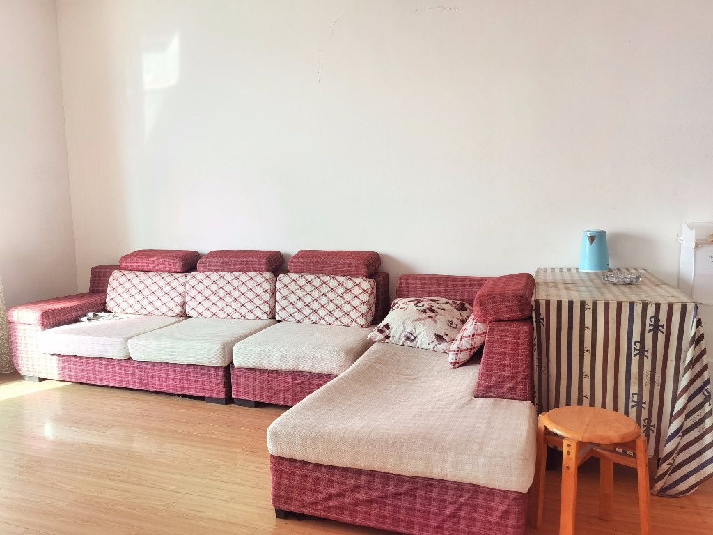 纺城名苑  2室2厅1卫    1300.0元/月 纺城名苑  2室2厅1卫    1300.0元/月室内图