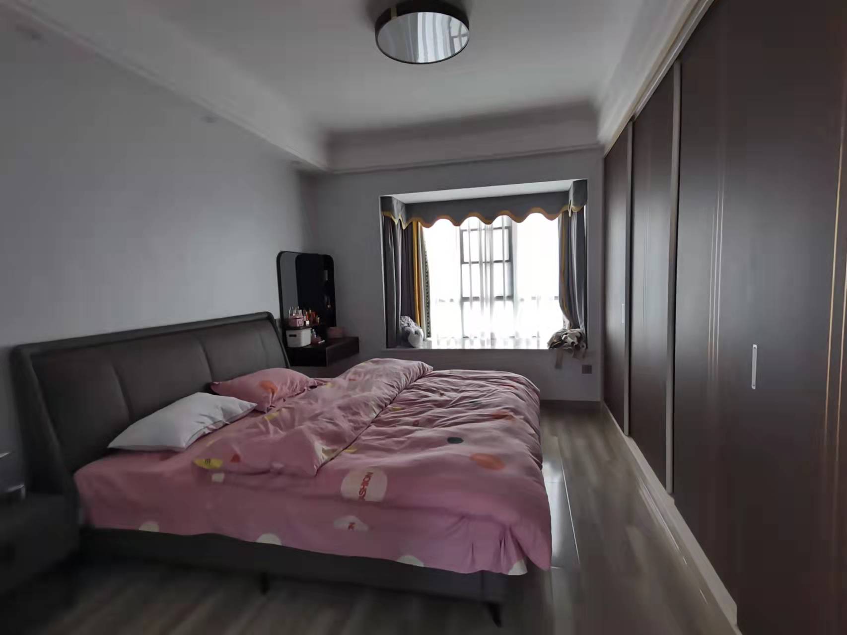 六合清华园  3室2厅2卫    88.8万 六合清华园  3室2厅2卫    88.8万卧室