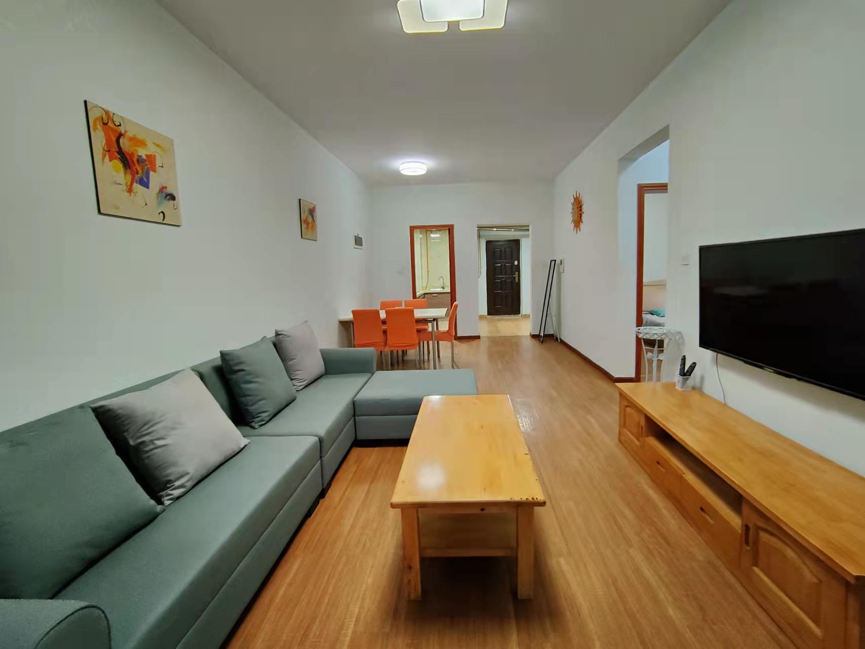 南湖世纪 2室1厅1卫 2500.0元/月 南湖世纪 2室1厅1卫 2500.0元/月室内图