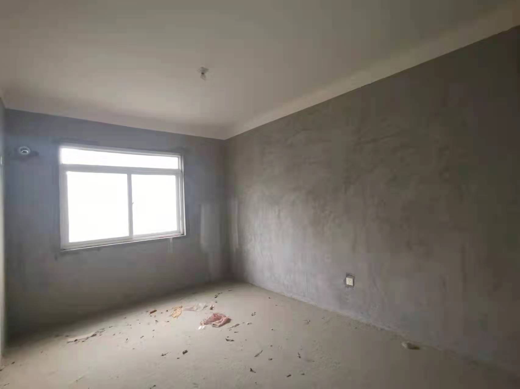 百翔佳园 2室2厅1卫 38.0万 百翔佳园 2室2厅1卫 38.0万客厅