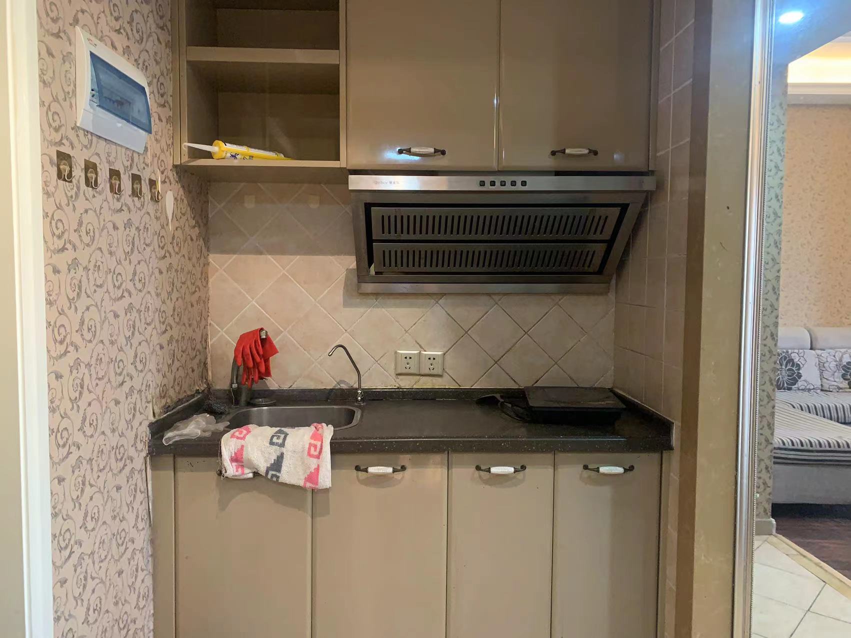 万豪城市花园 1室1厅1卫 1300.0元/月 万豪城市花园 1室1厅1卫 1300.0元/月室内图