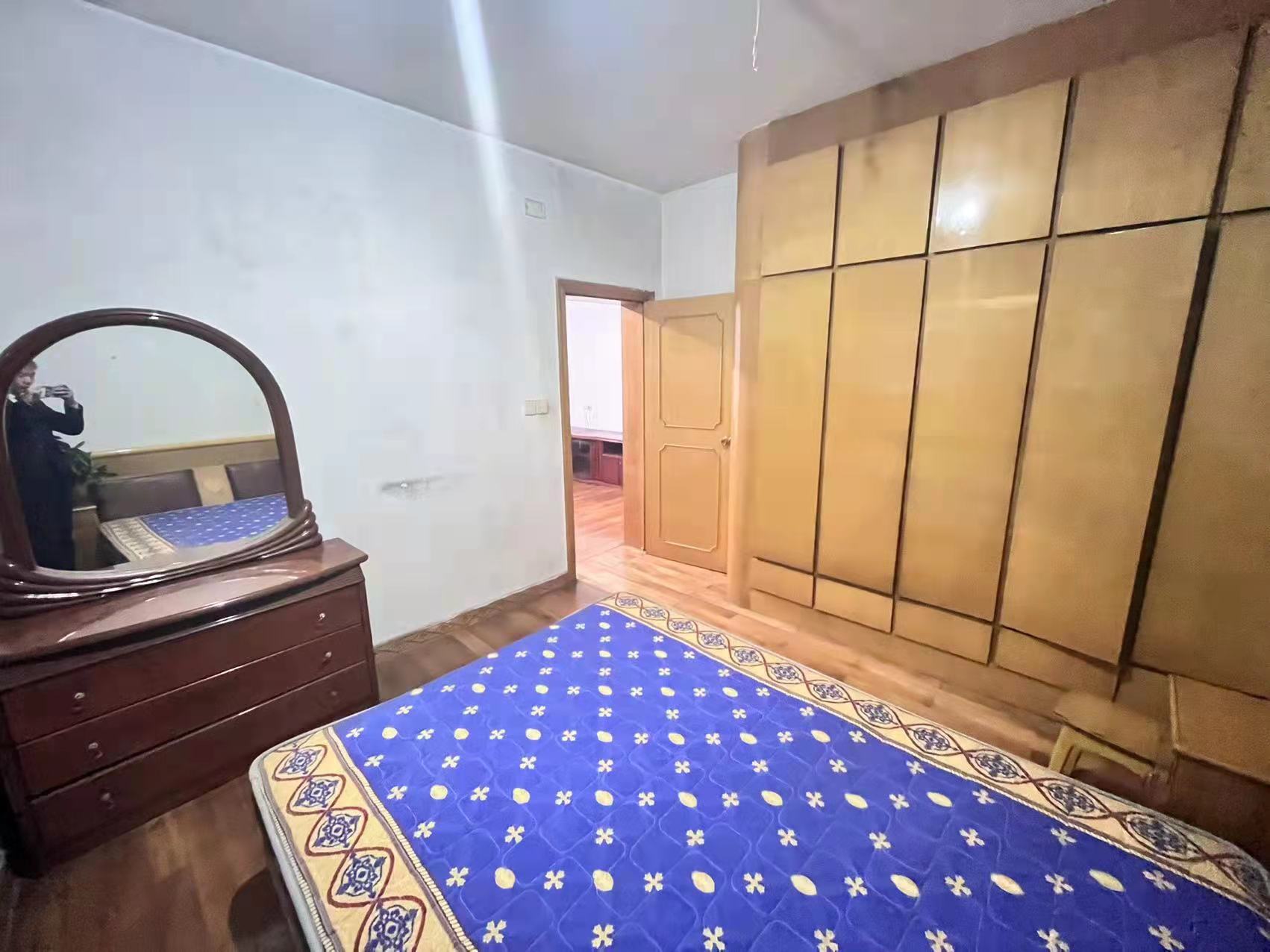 响石二村  2室1厅1卫   800.00元/月室内图