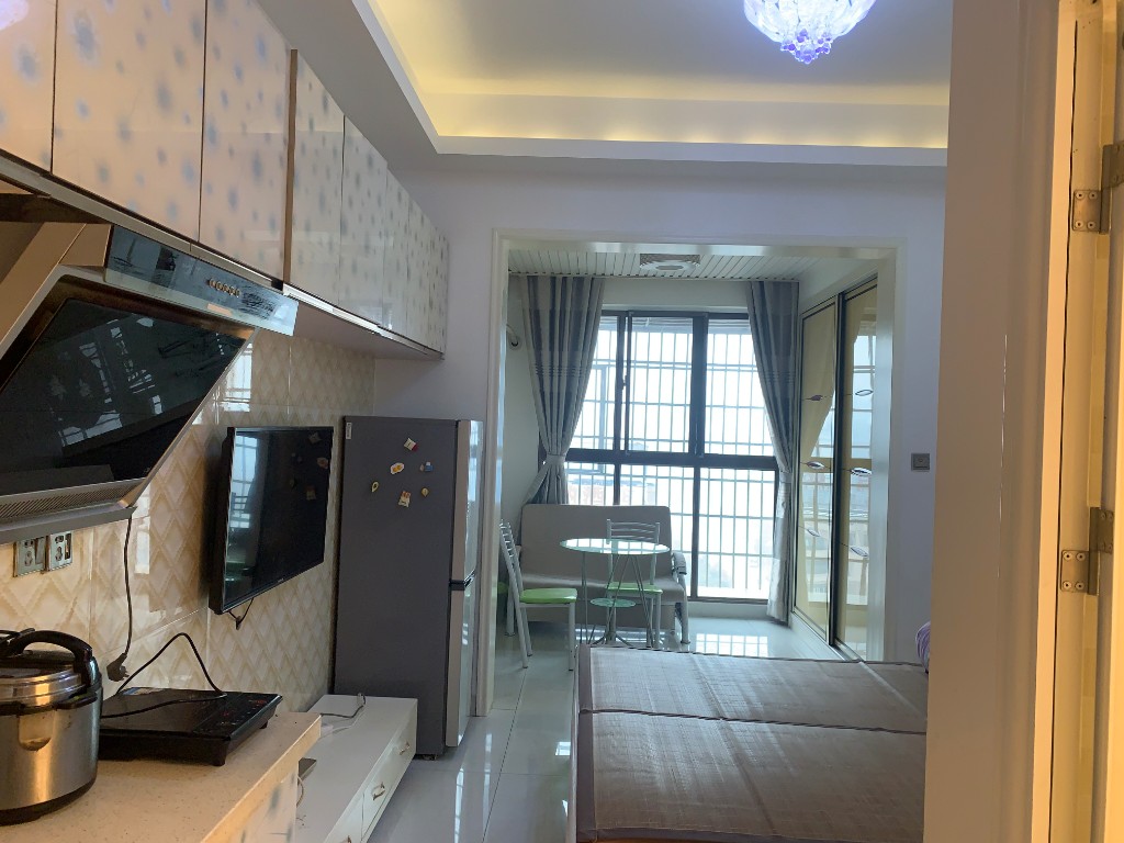 五洲富隆中心 1室1厅1卫 1000.0元/月 五洲富隆中心 1室1厅1卫 1000.0元/月室内图