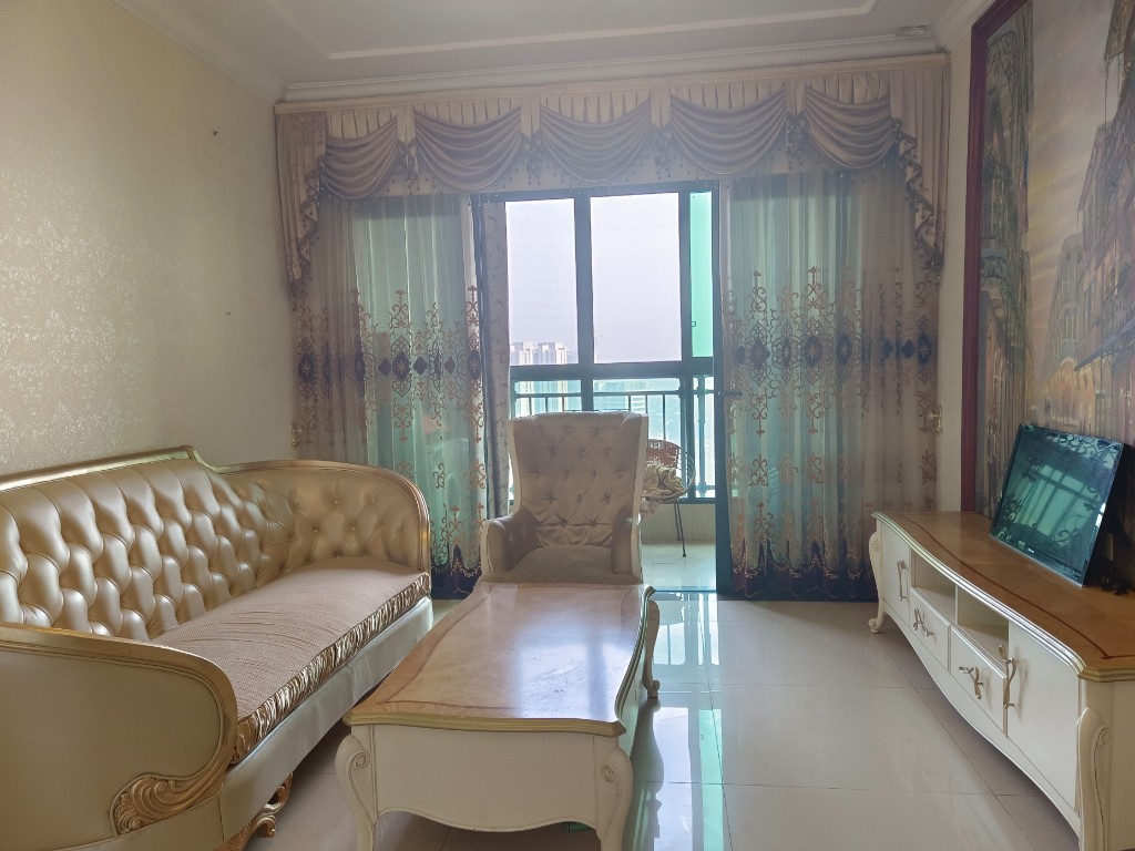 恒大绿洲  2室2厅1卫    2000.0元/月 恒大绿洲  2室2厅1卫    2000.0元/月室内图