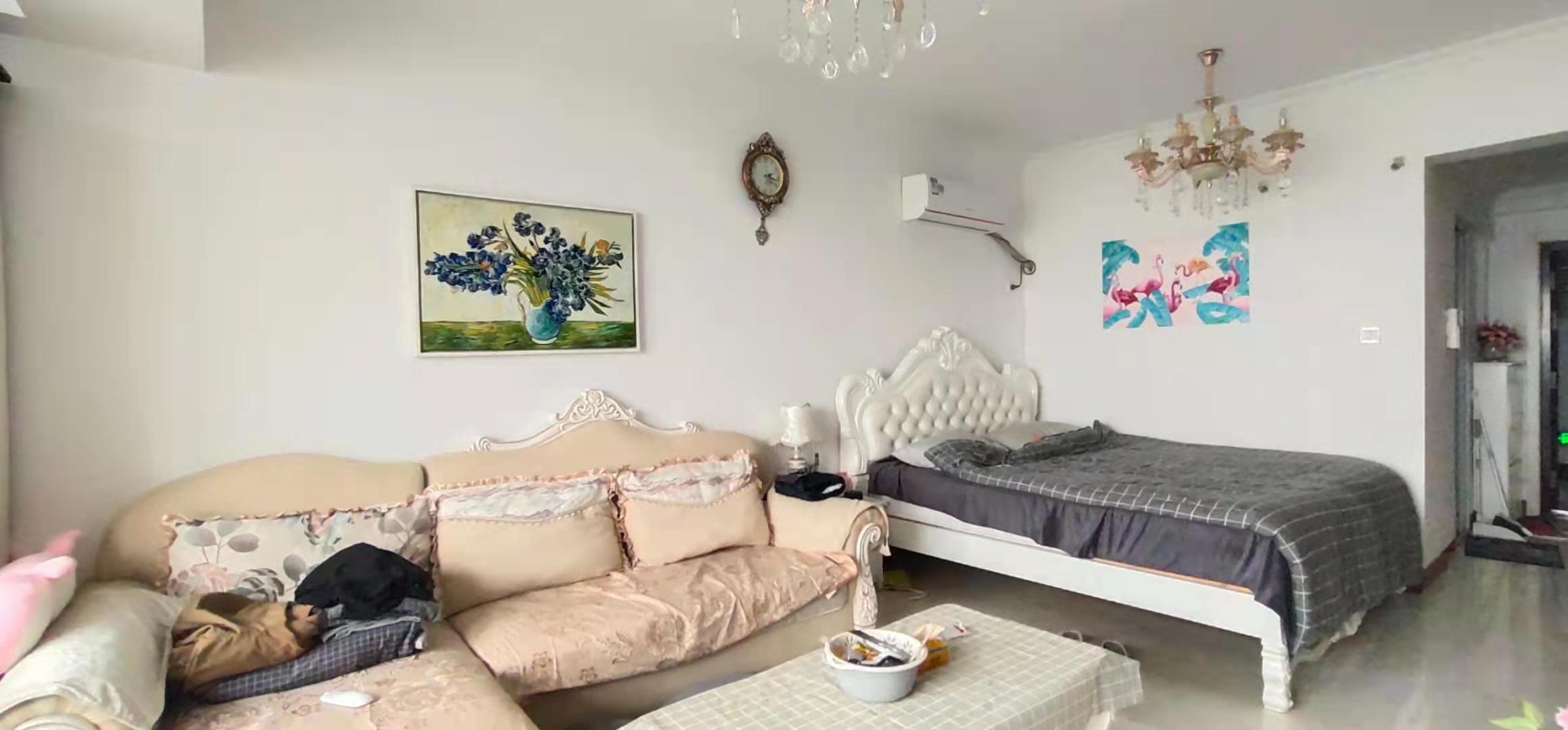 华夏佳园二期 1室1厅1卫 1300.0元/月 华夏佳园二期 1室1厅1卫 1300.0元/月室内图