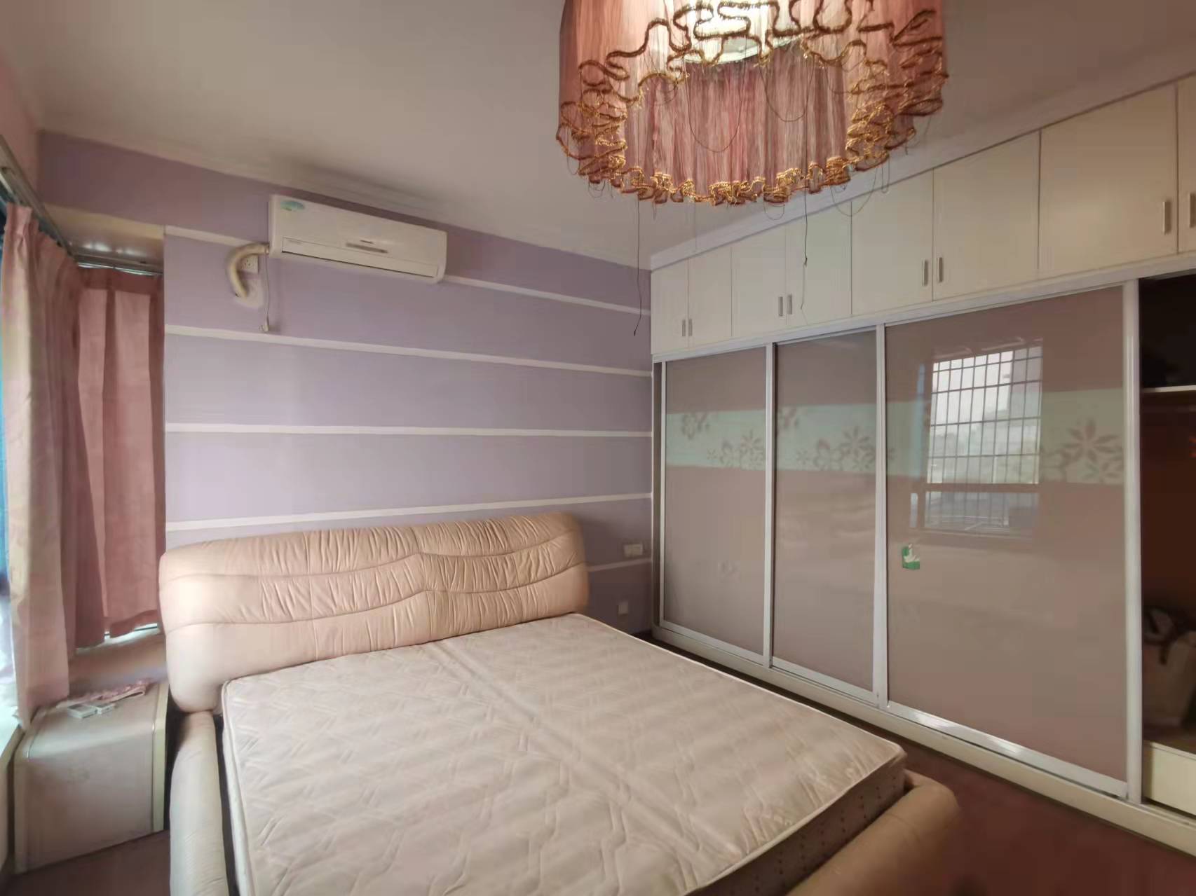 圣华名城建设北路110号 2室1厅1卫 48.0万 圣华名城建设北路110号 2室1厅1卫 48.0万客厅