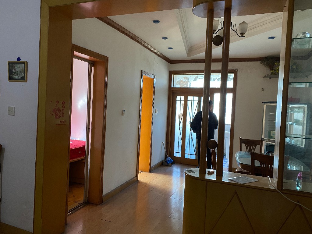 陡岭坡 3室2厅1卫 1000.0元/月 陡岭坡 3室2厅1卫 1000.0元/月室内图