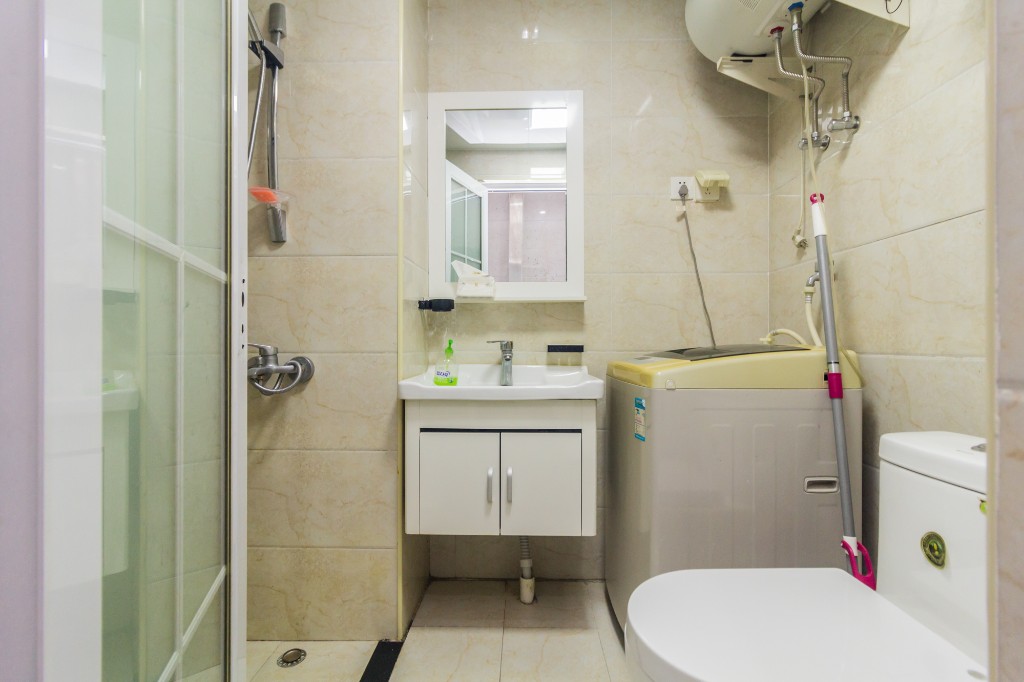 兆坤星悦荟 1室1厅1卫 24.0万 兆坤星悦荟 1室1厅1卫 24.0万卫生间