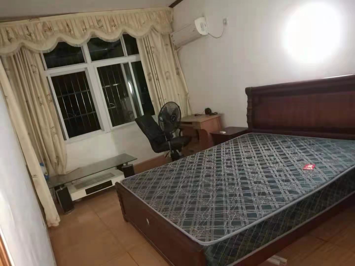 张家园 3室1厅1卫 1000.0元/月 张家园 3室1厅1卫 1000.0元/月室内图