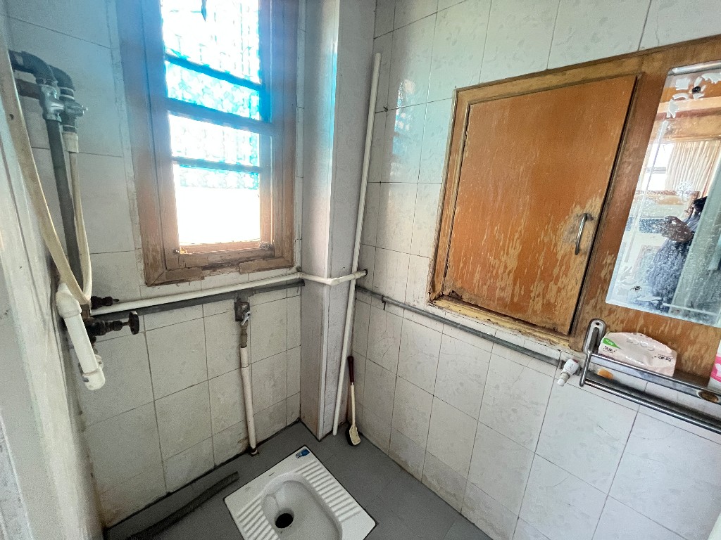 陡岭坡 3室2厅1卫 1000.0元/月 陡岭坡 3室2厅1卫 1000.0元/月室内图