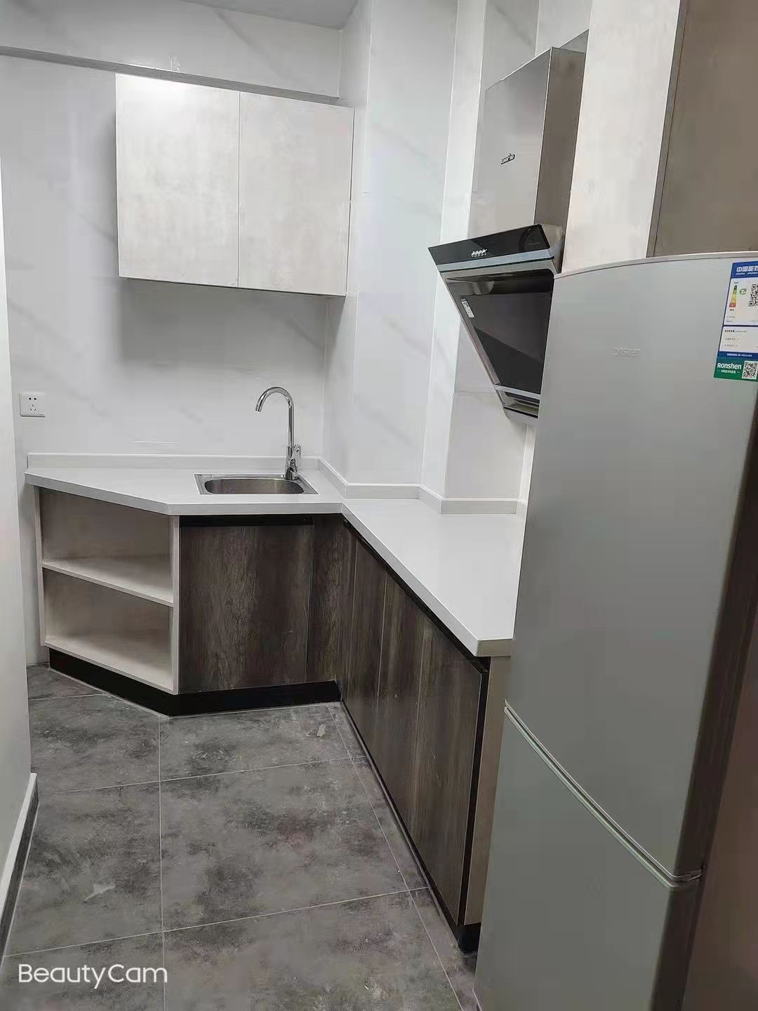 泰达春天里 1室1厅1卫 1300.0元/月 泰达春天里 1室1厅1卫 1300.0元/月室内图