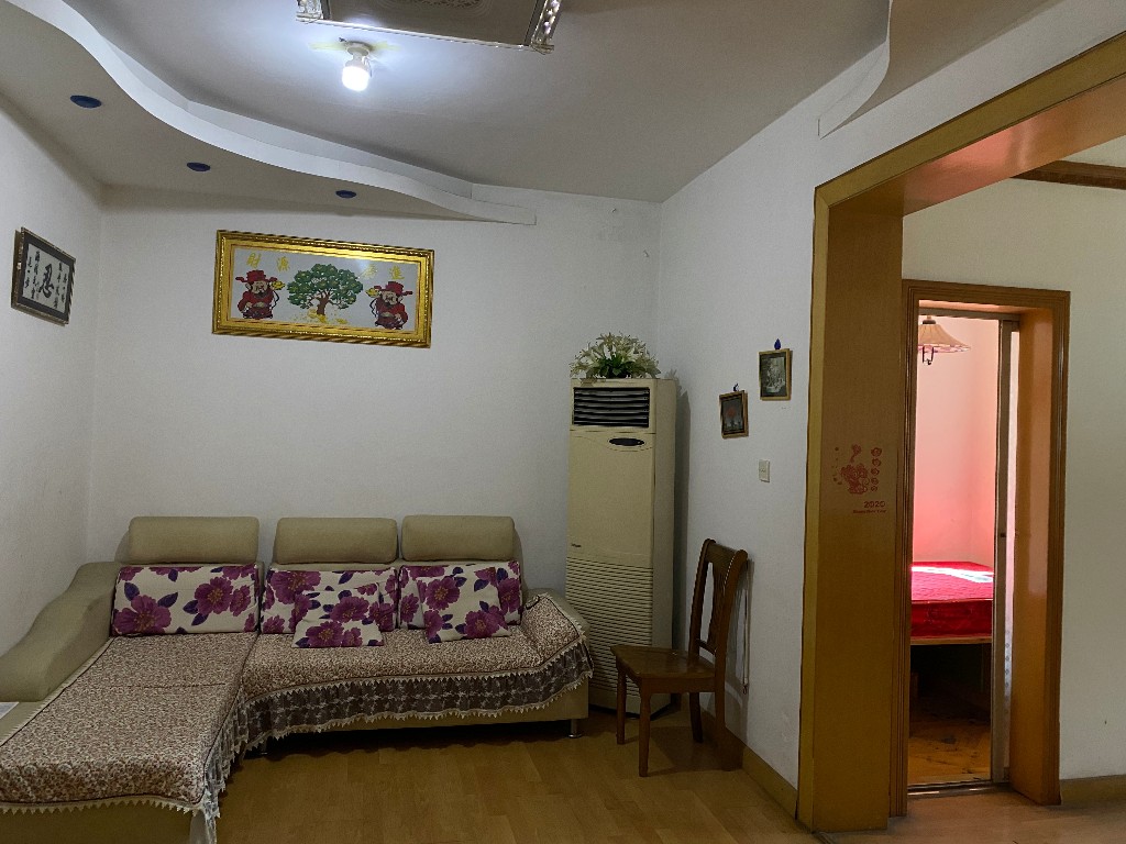 陡岭坡 3室2厅1卫 1000.0元/月 陡岭坡 3室2厅1卫 1000.0元/月户型图