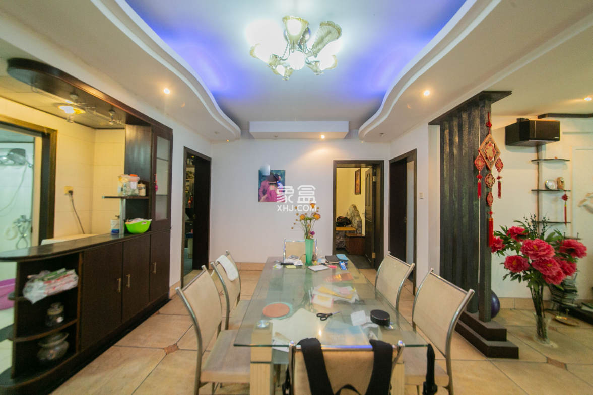 广福园 3室2厅2卫 68.0万 广福园 3室2厅2卫 68.0万客厅