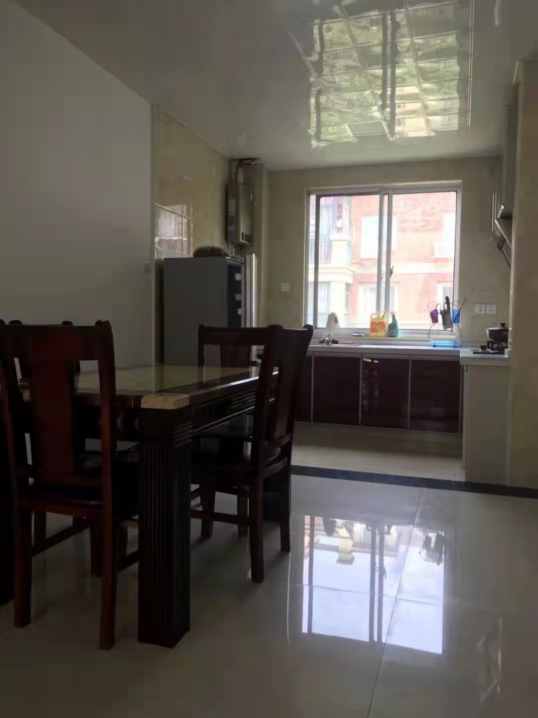 玫瑰名城玫瑰园 0室0厅0卫 1600.0元/月 玫瑰名城玫瑰园 0室0厅0卫 1600.0元/月室内图