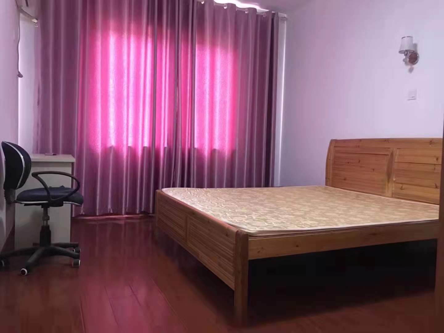 玫瑰名城玫瑰园 0室0厅0卫 1600.0元/月 玫瑰名城玫瑰园 0室0厅0卫 1600.0元/月室内图