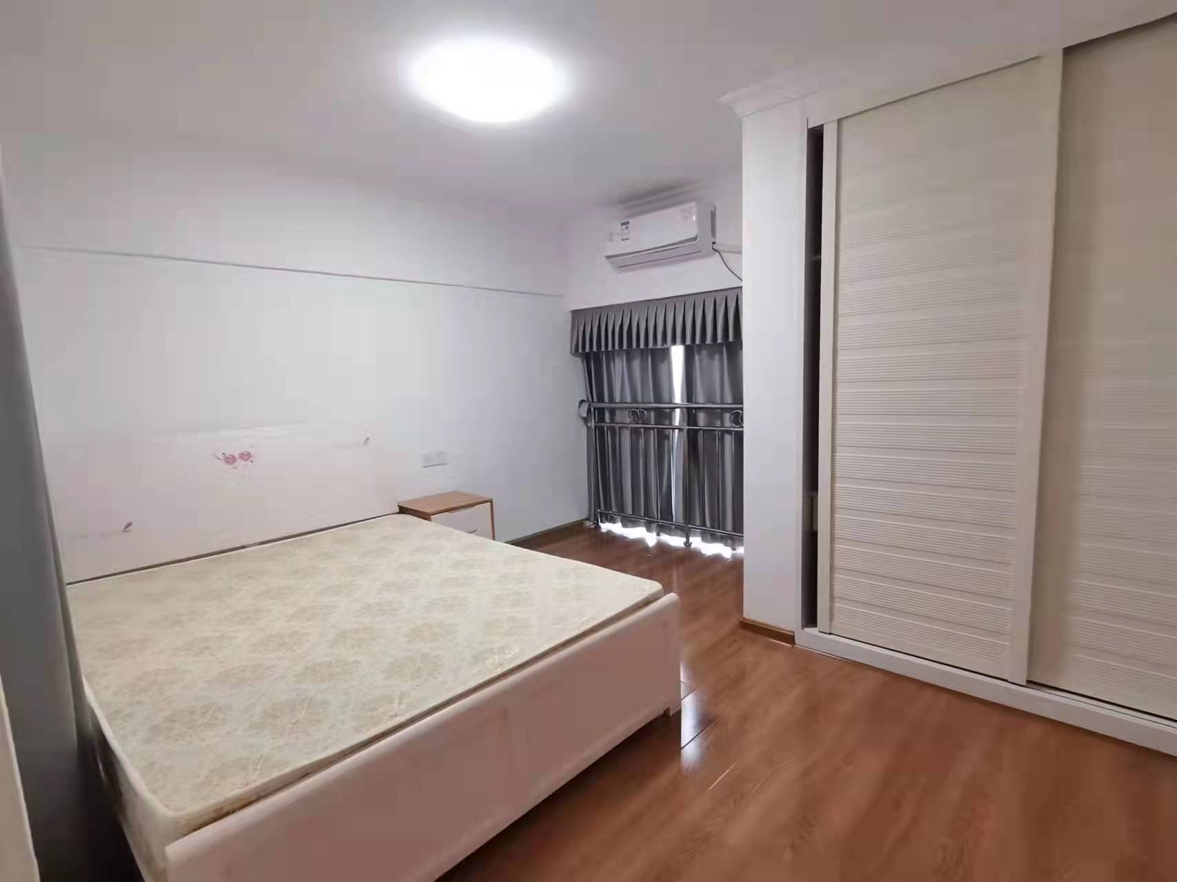 星美新外滩(公寓栋)  1室1厅1卫    2000.0元/月 星美新外滩(公寓栋)  1室1厅1卫    2000.0元/月室内图