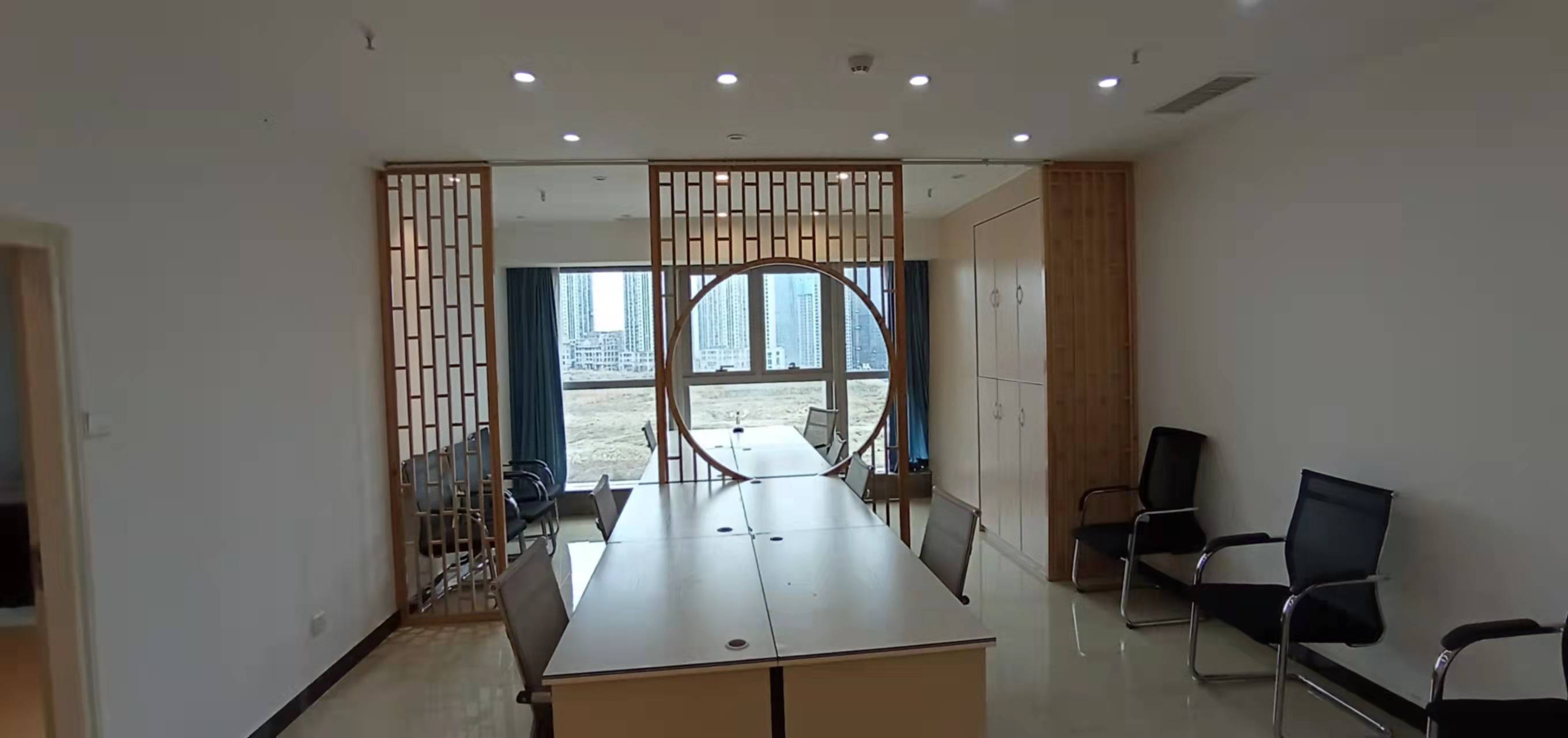 金融城一期 4室2厅2卫 13000.00元/月 金融城一期 4室2厅2卫 13000.00元/月室内图