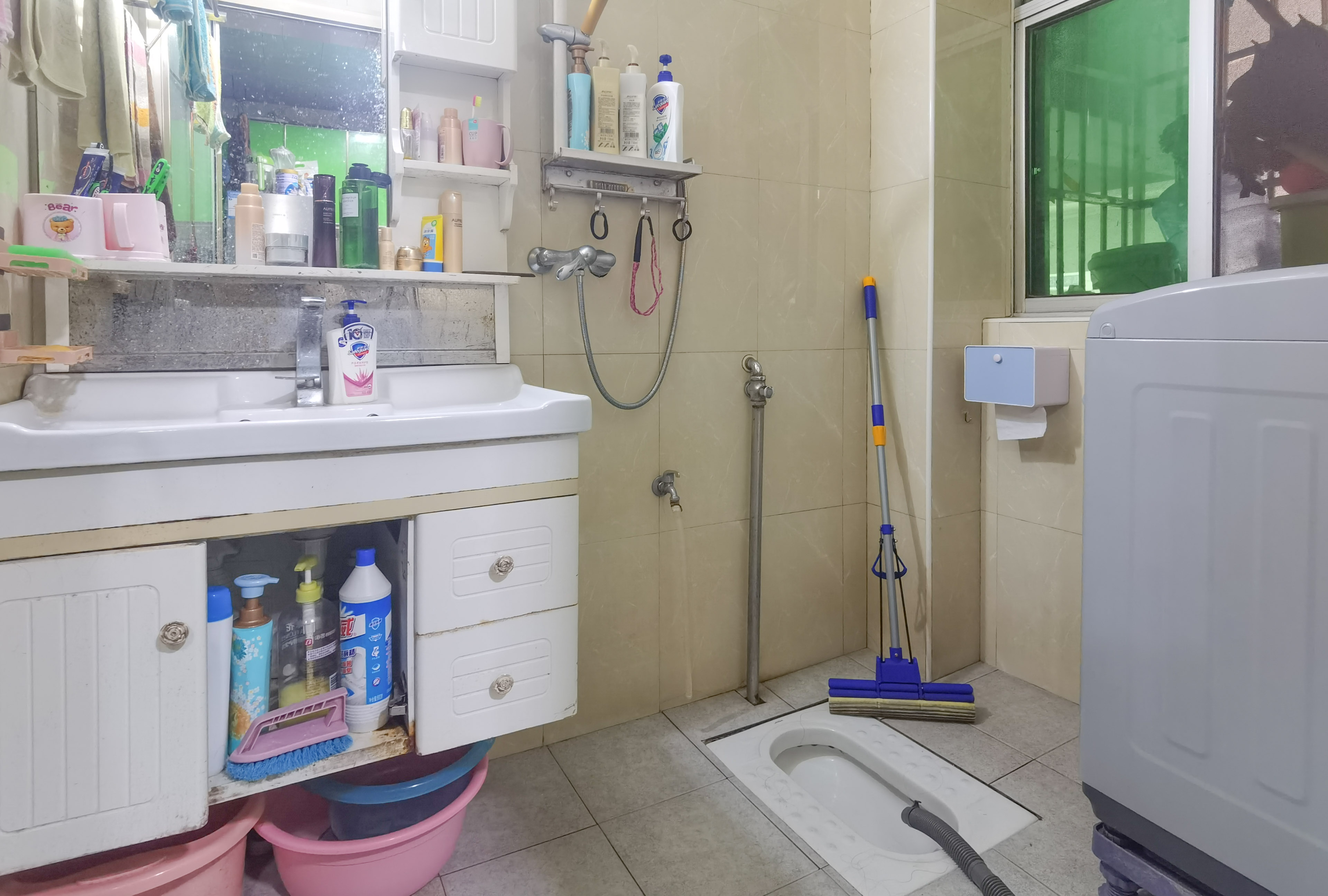 新新家园 2室2厅1卫 38.0万 新新家园 2室2厅1卫 38.0万客厅