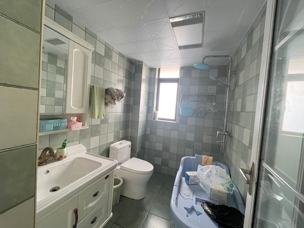 蓝溪谷 3室2厅1卫 76.8万 蓝溪谷 3室2厅1卫 76.8万客厅